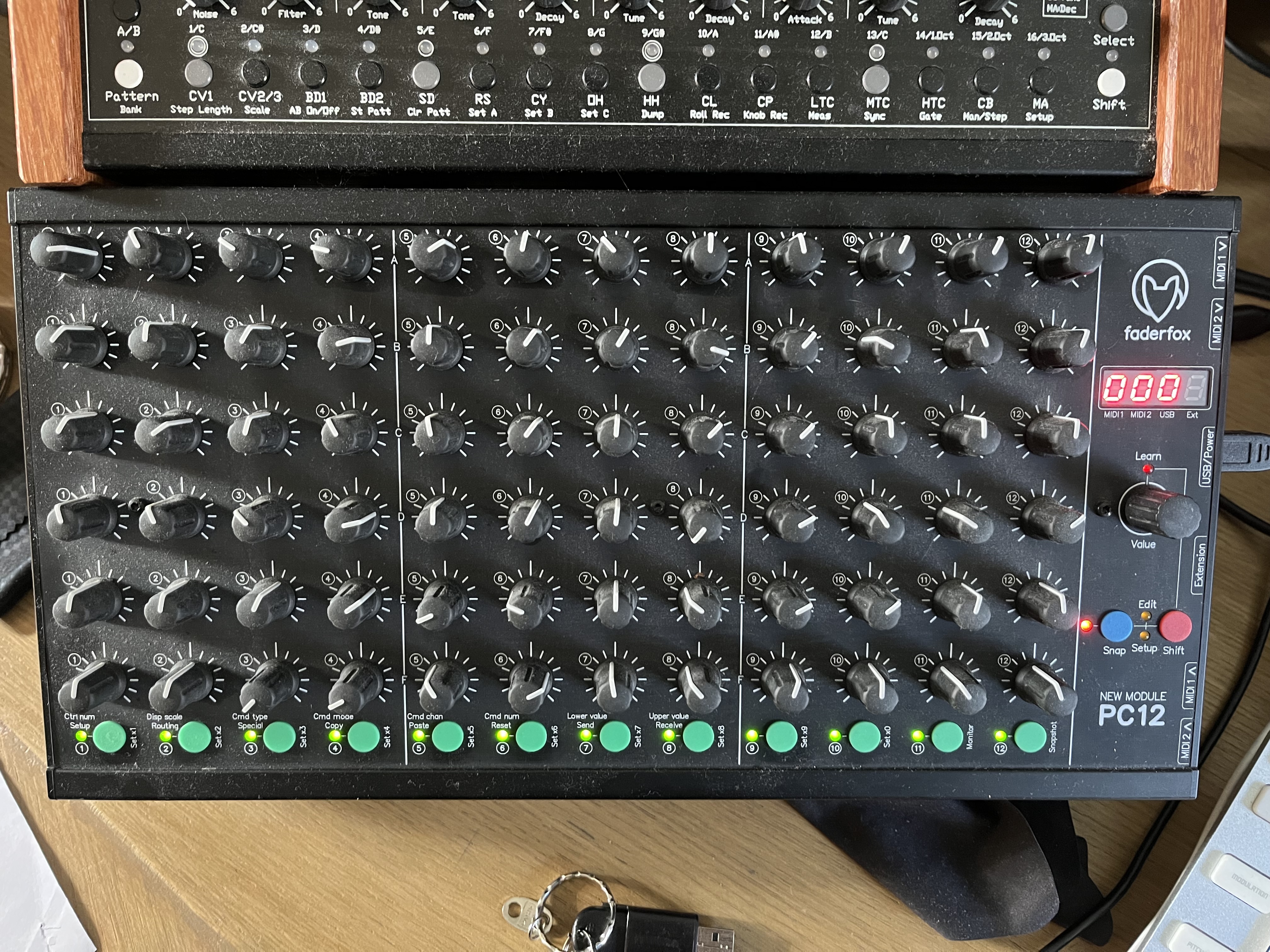Faderfox PC12