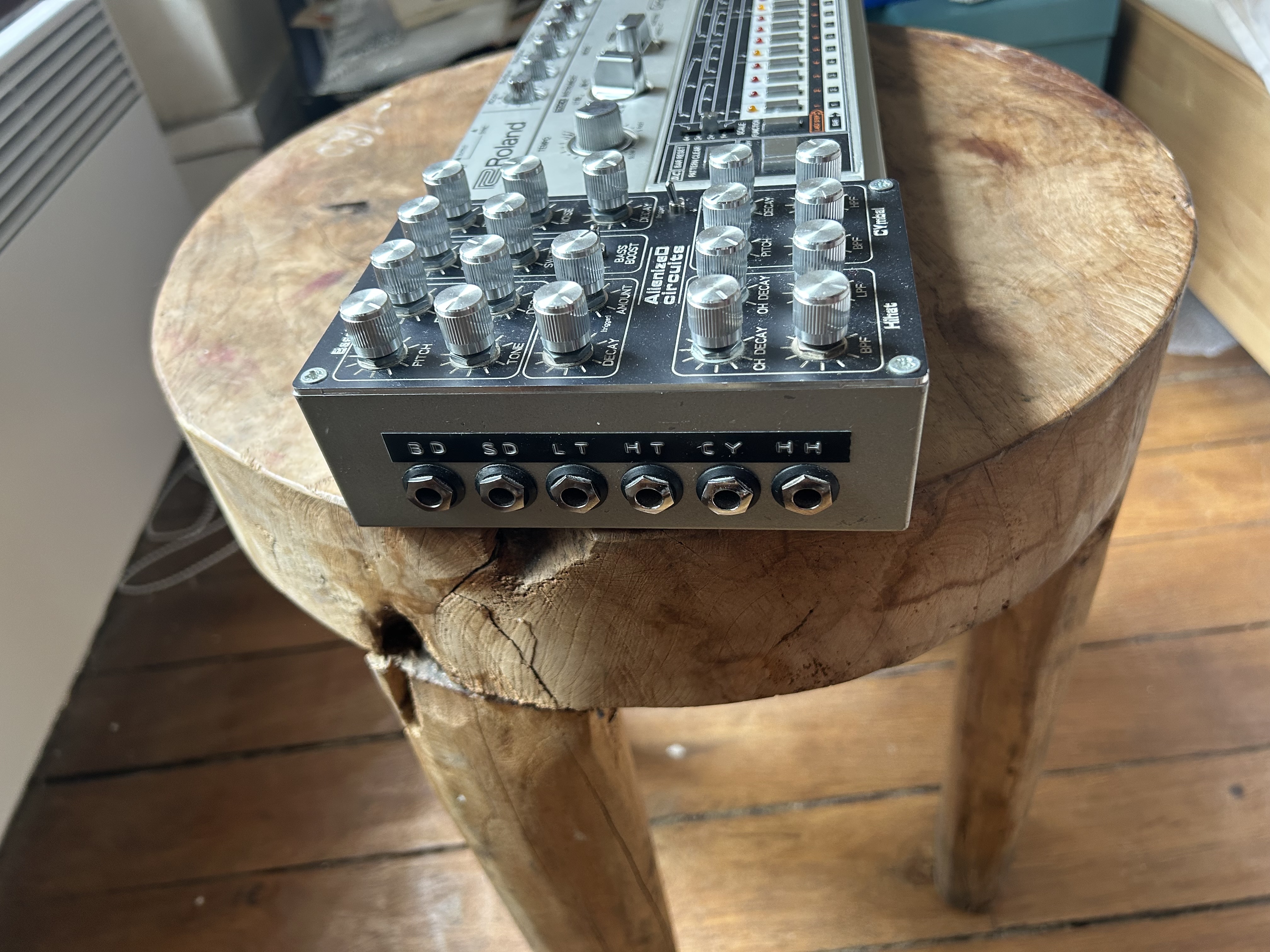 Roland TR-606 modifie 
