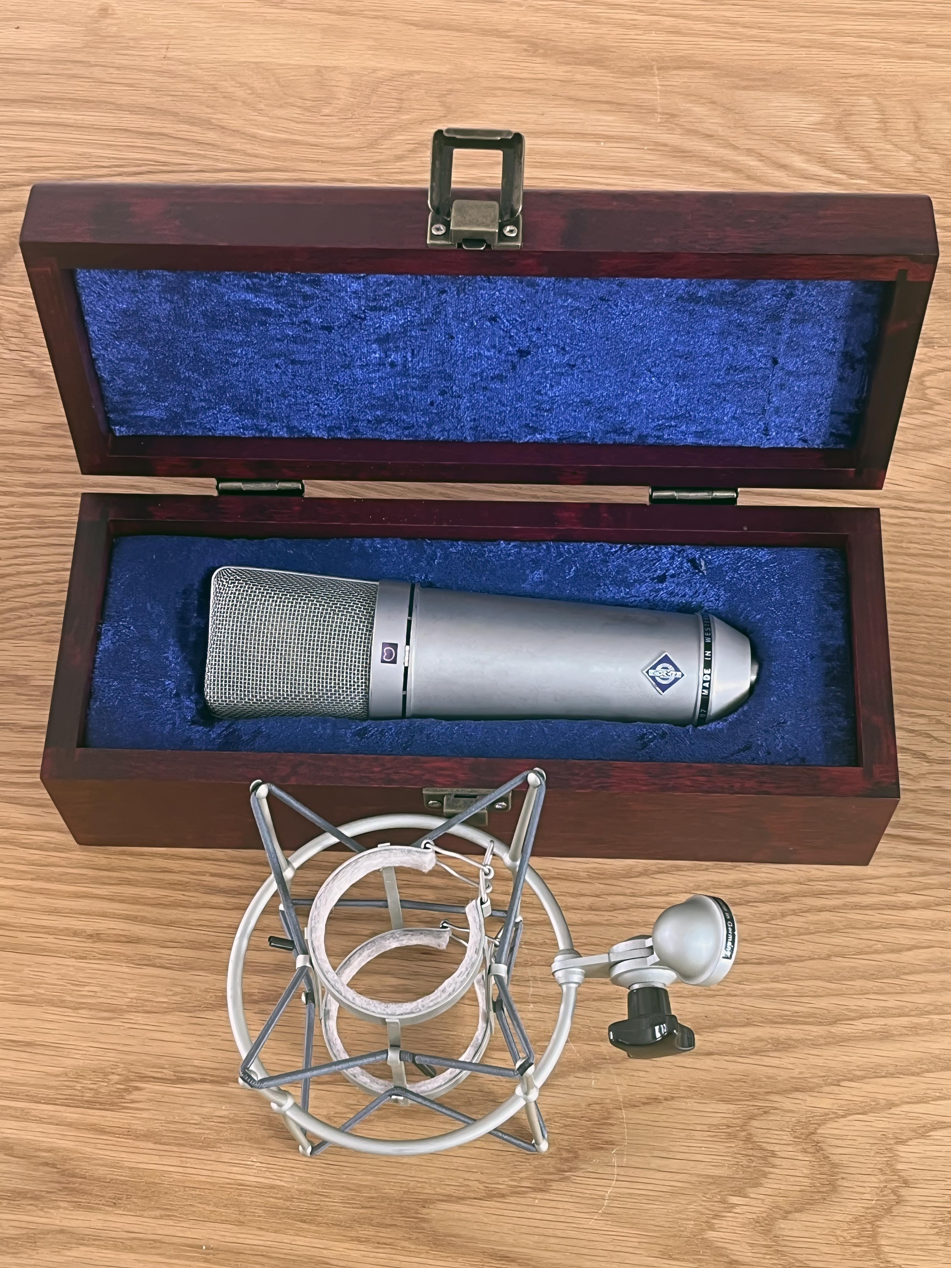 NEUMANN U 87 Vintage 1978