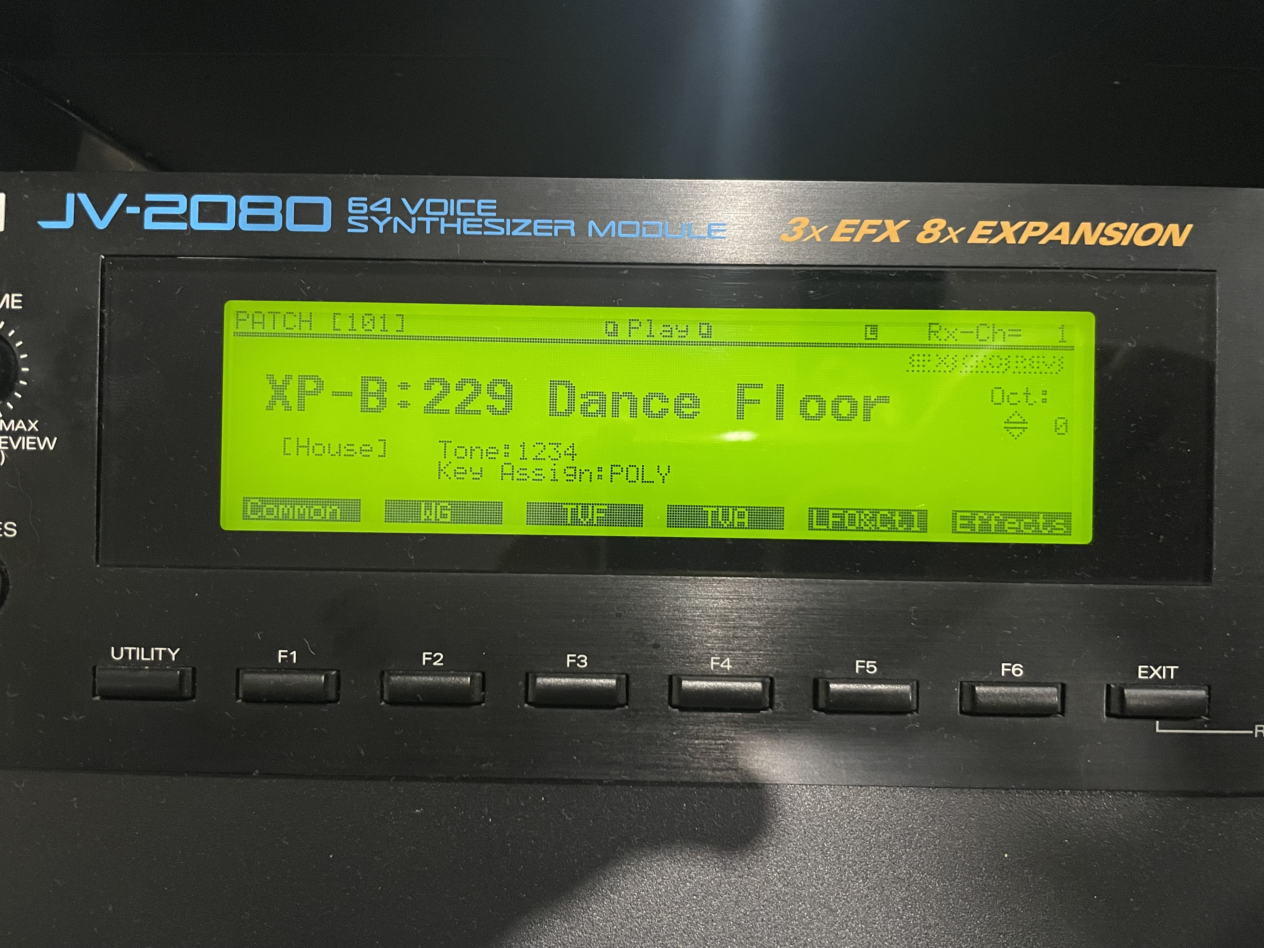 Roland JV-2080 (40760)
