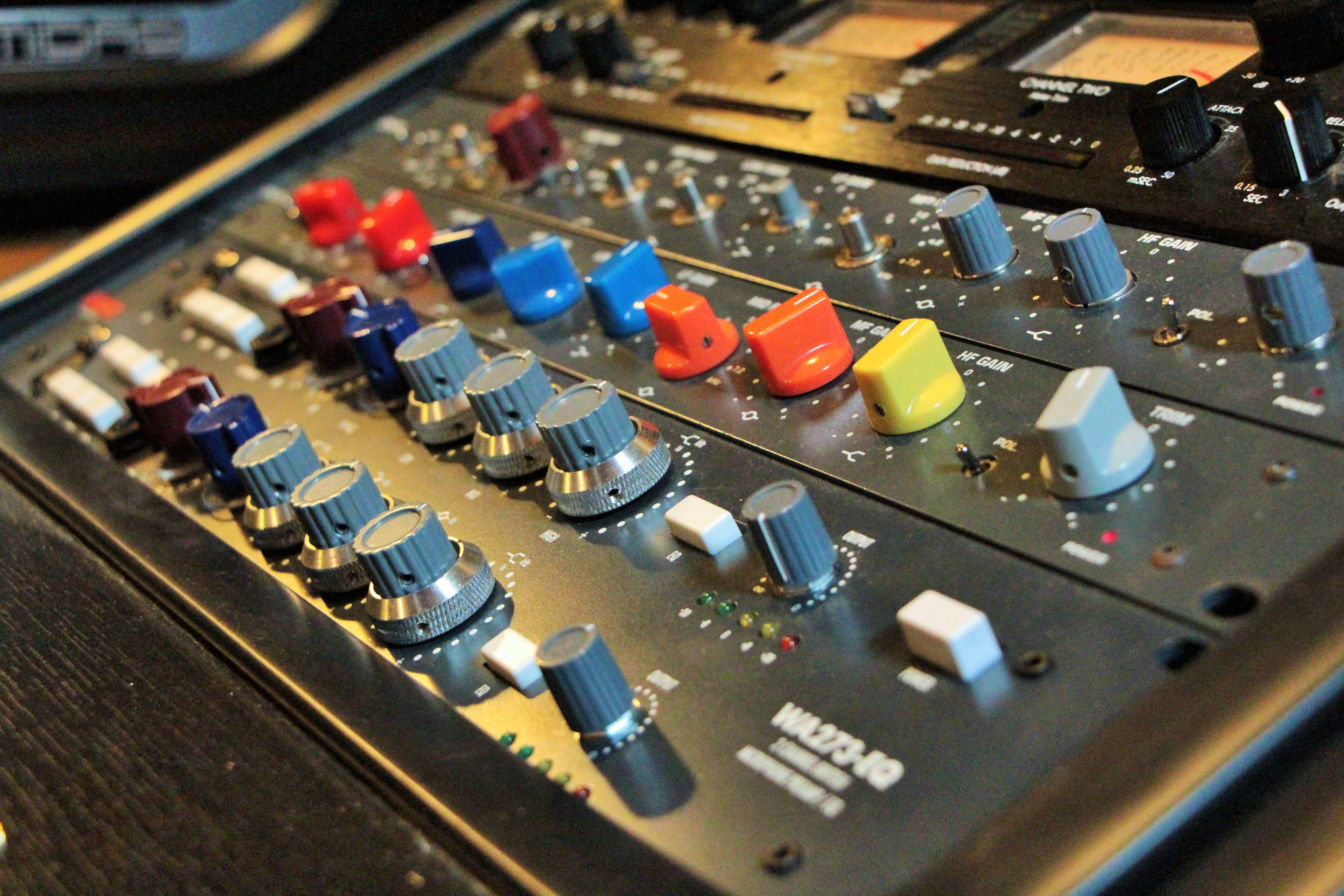 Warm Audio WA273-EQ