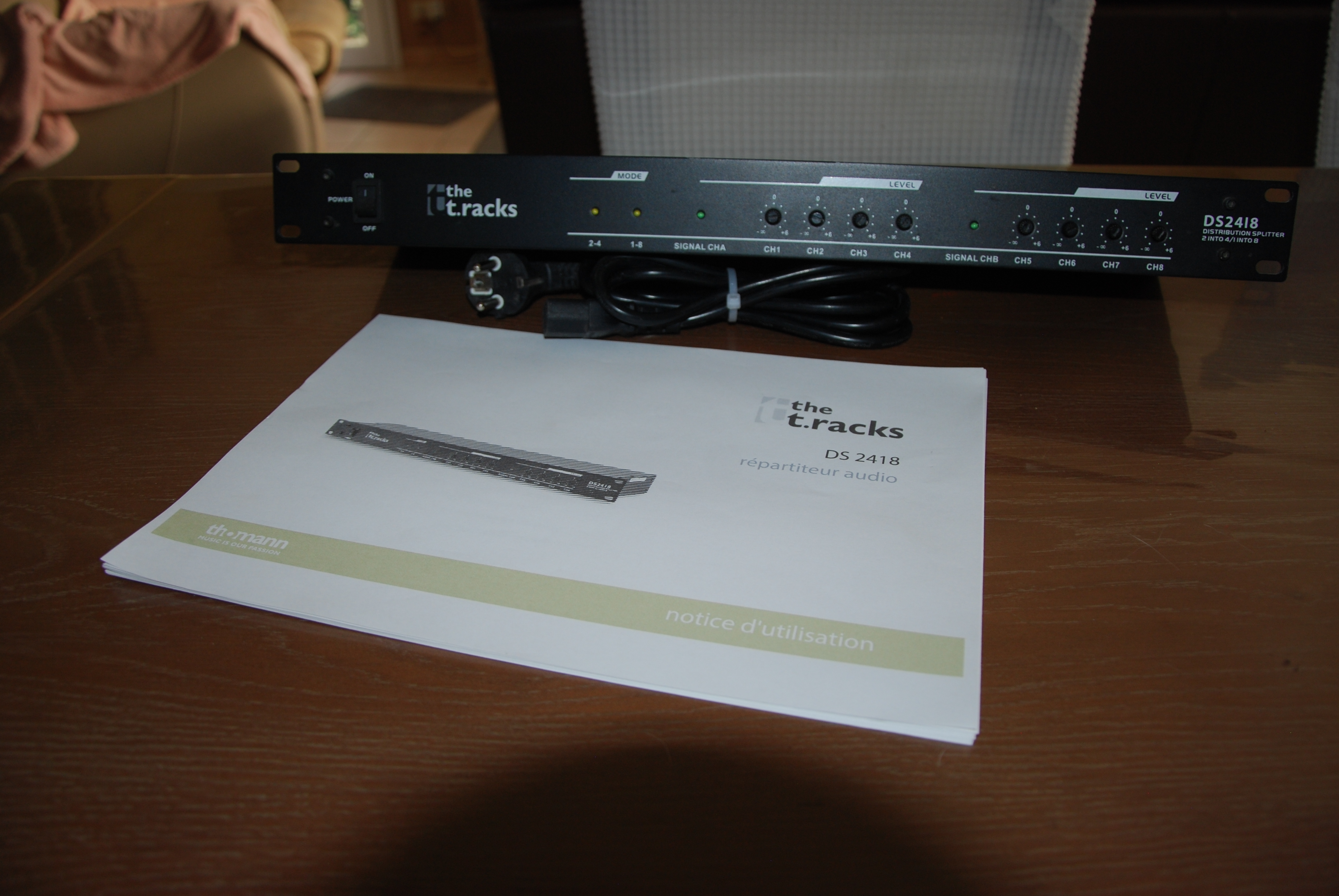  Thomann the t.racks DS2418 Séparateur Audio