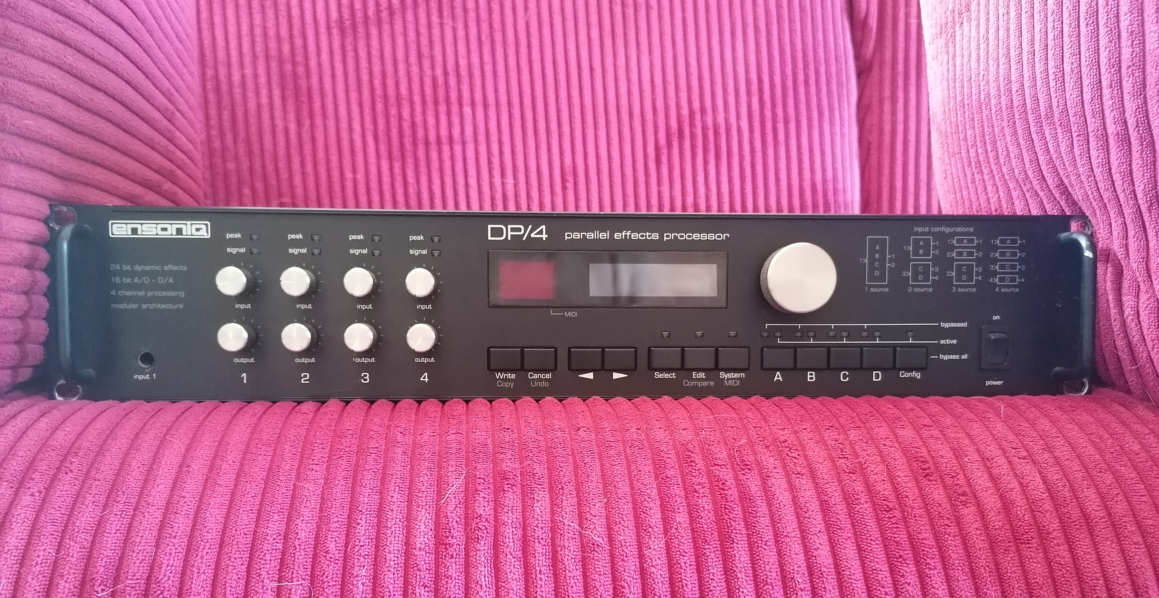 Vends muliti-effets DP4 Ensoniq