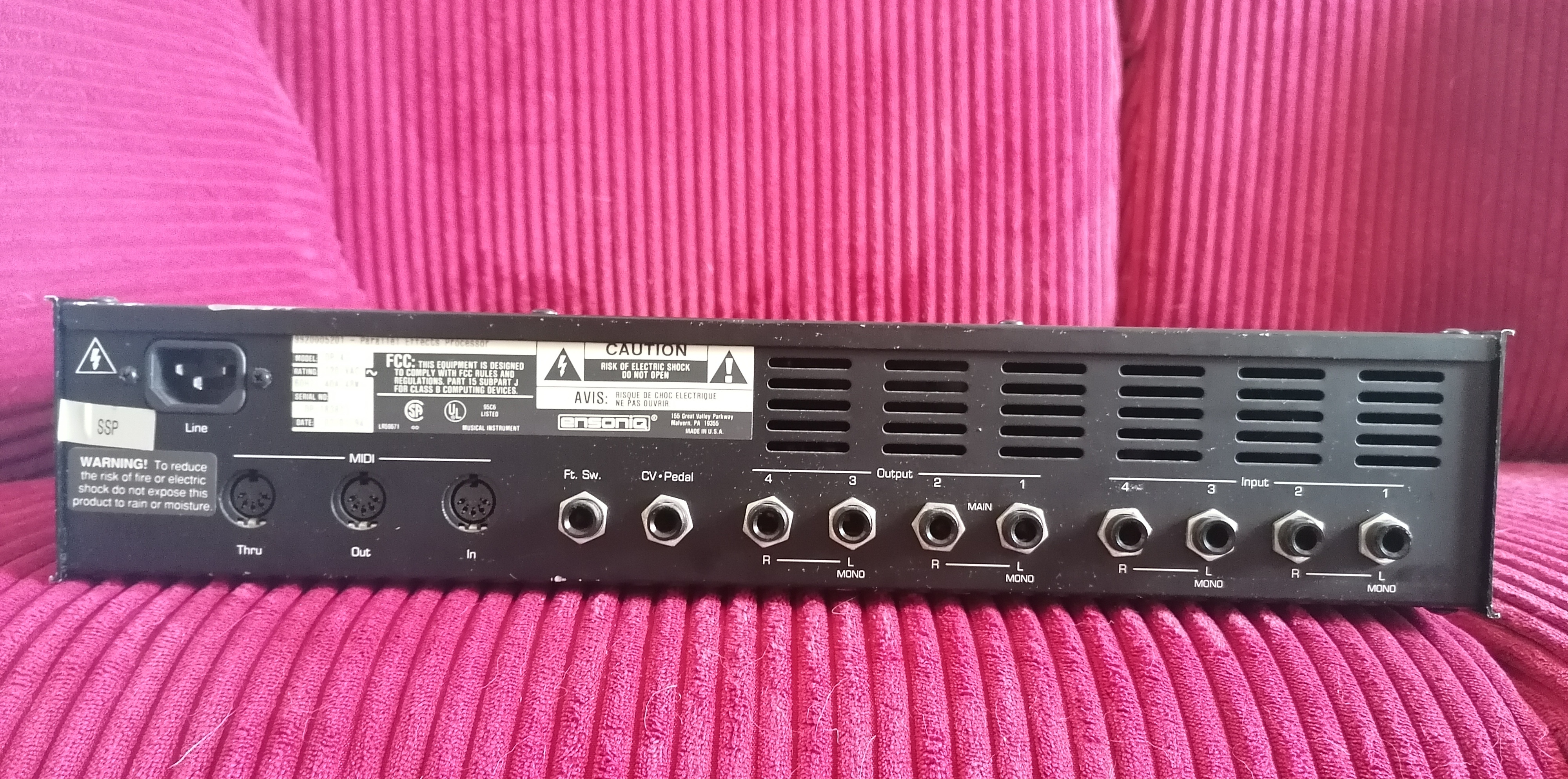 Ensoniq DP4 (75649)