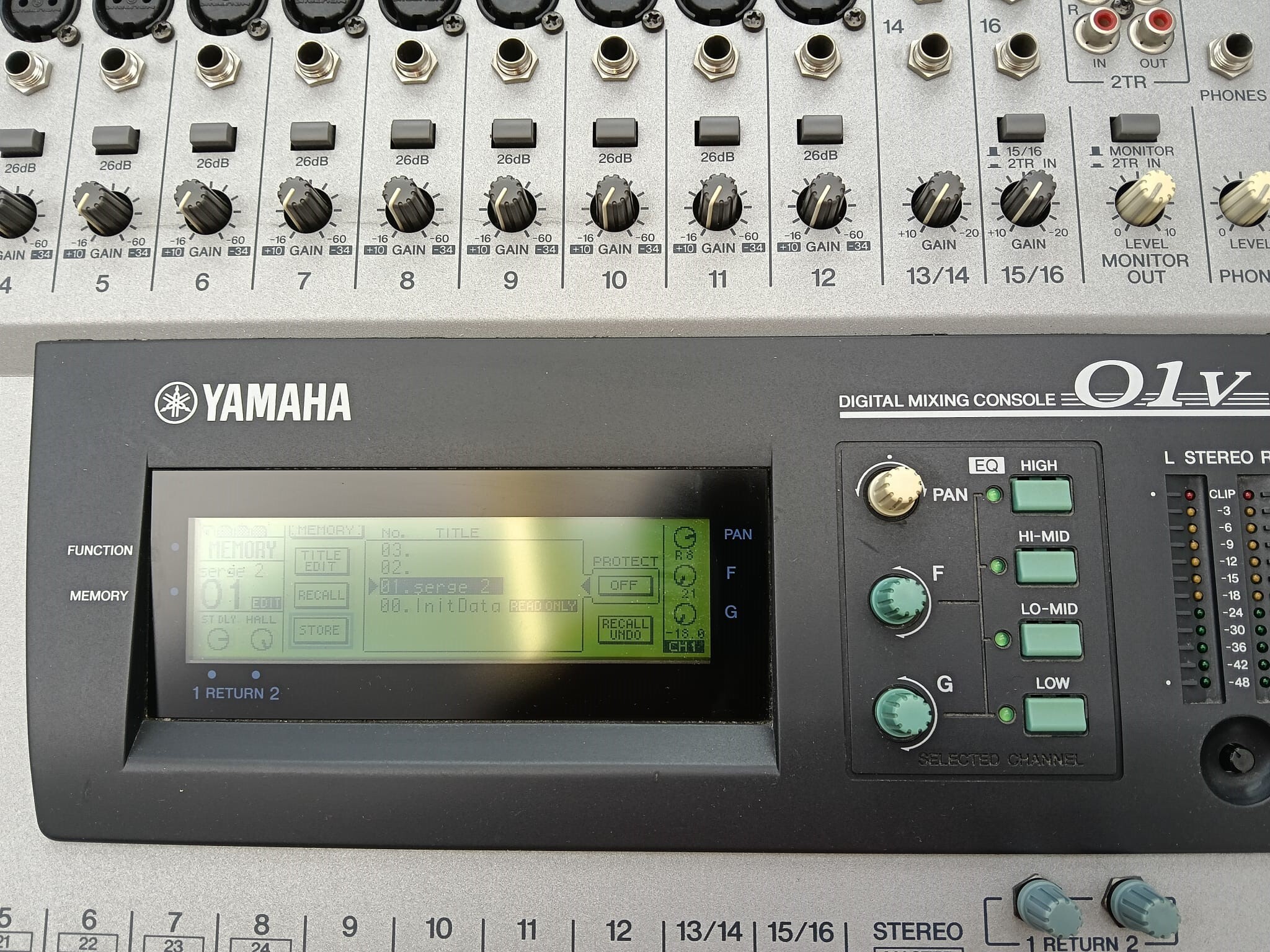 Yamaha 01V (67255)