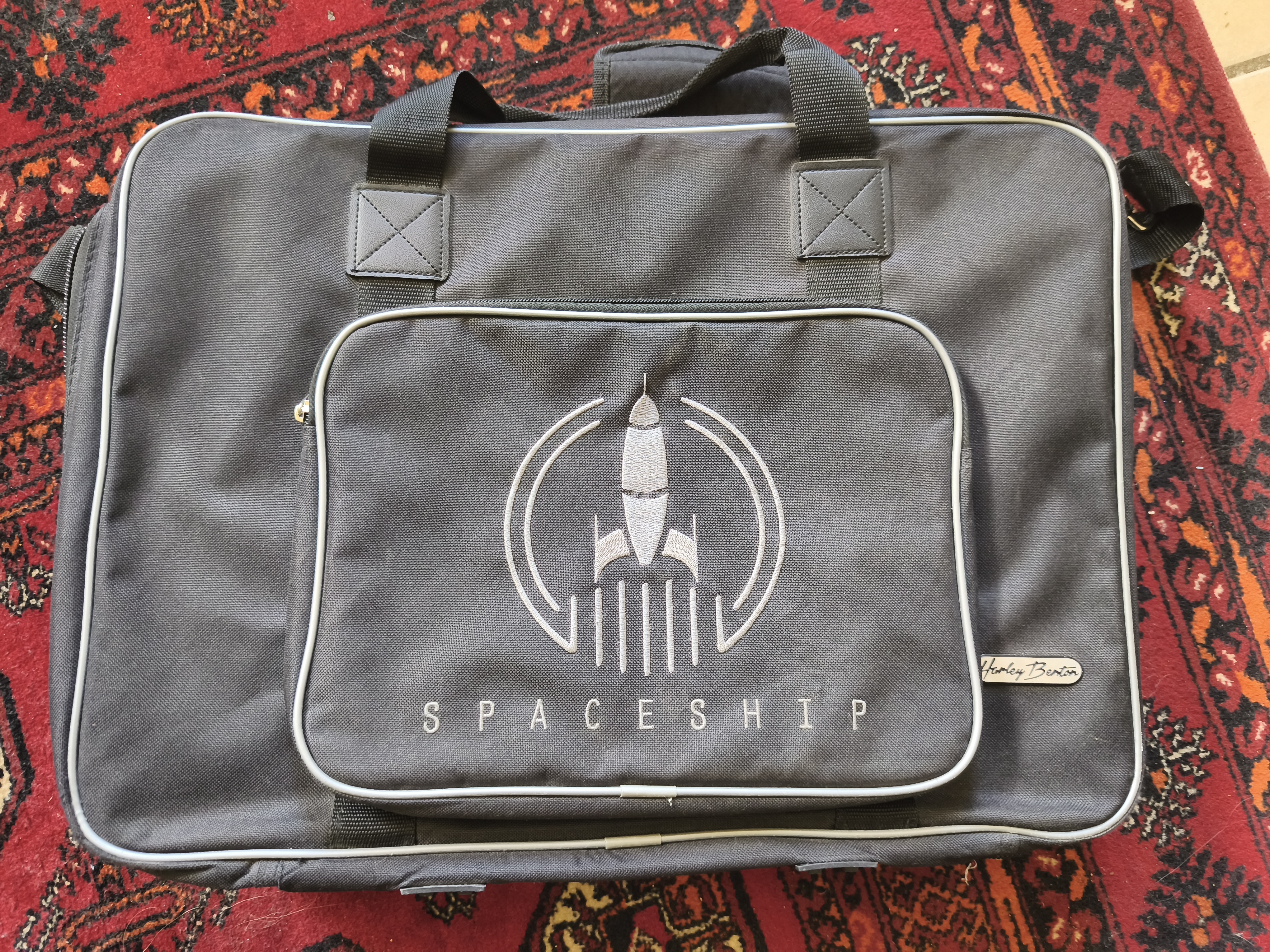 Harley Benton SpaceShip 40 w/ Gig Bag (23822)