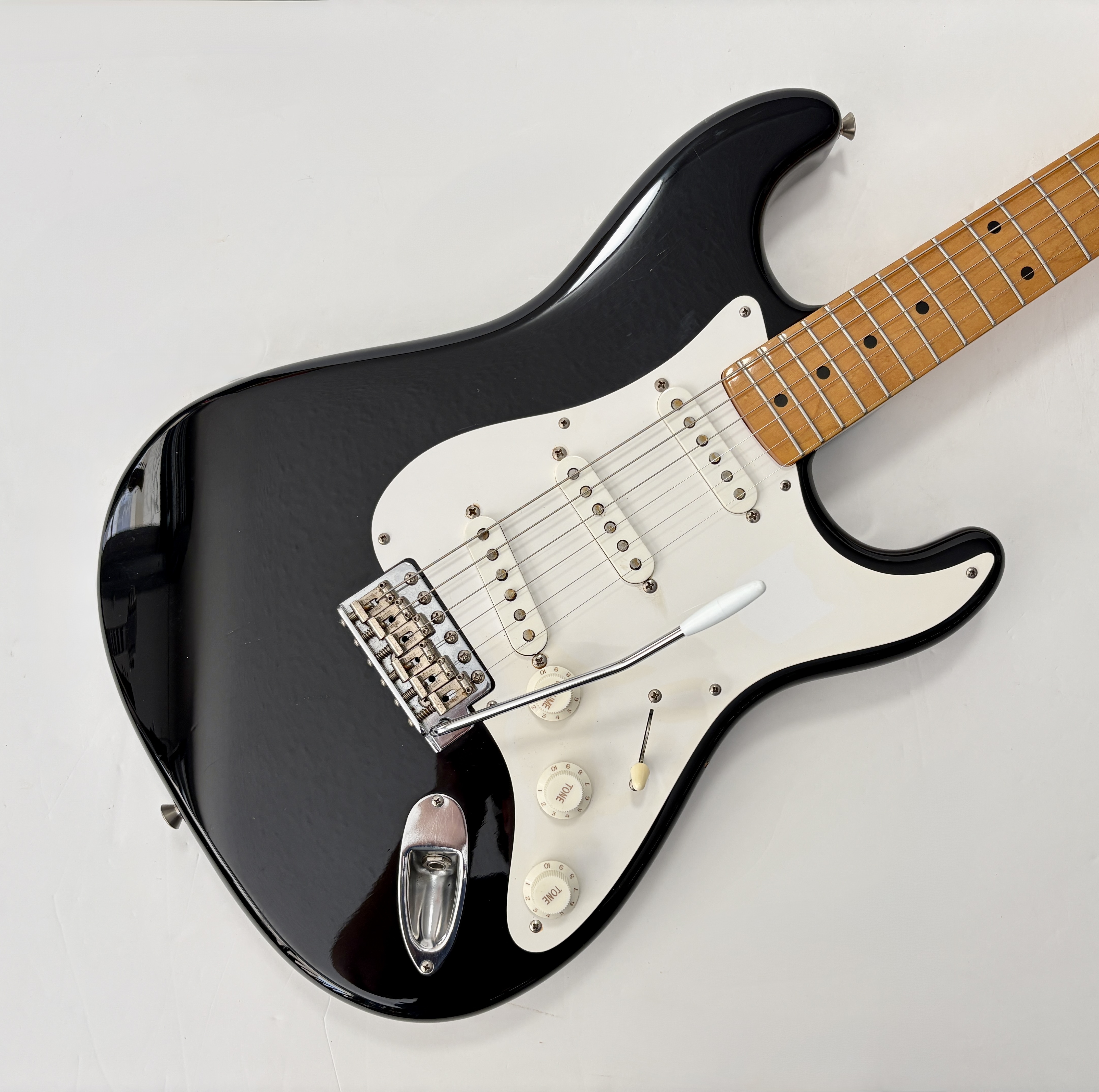 Fender ST57-xx (79080)