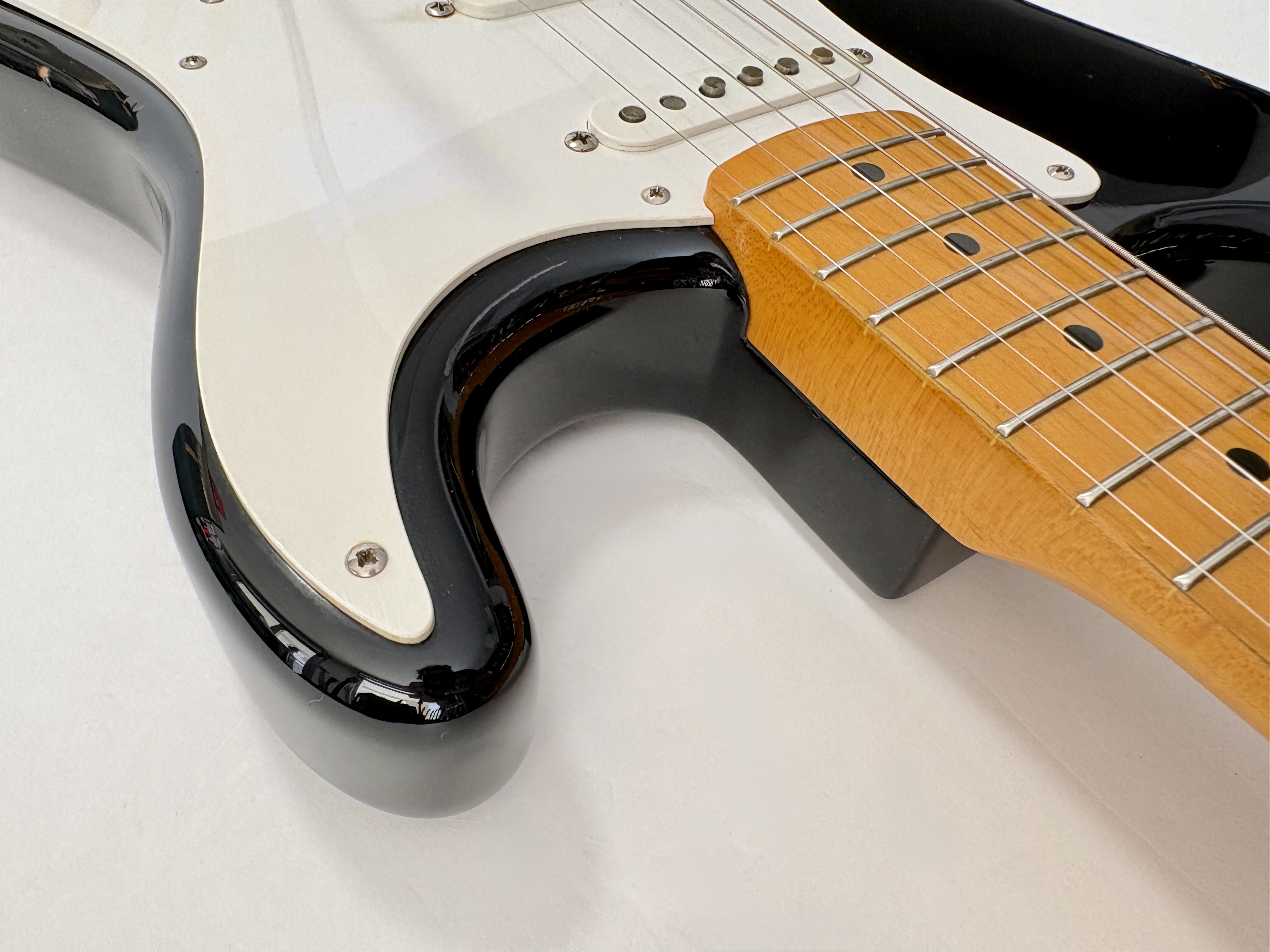 Fender ST57-xx (84141)