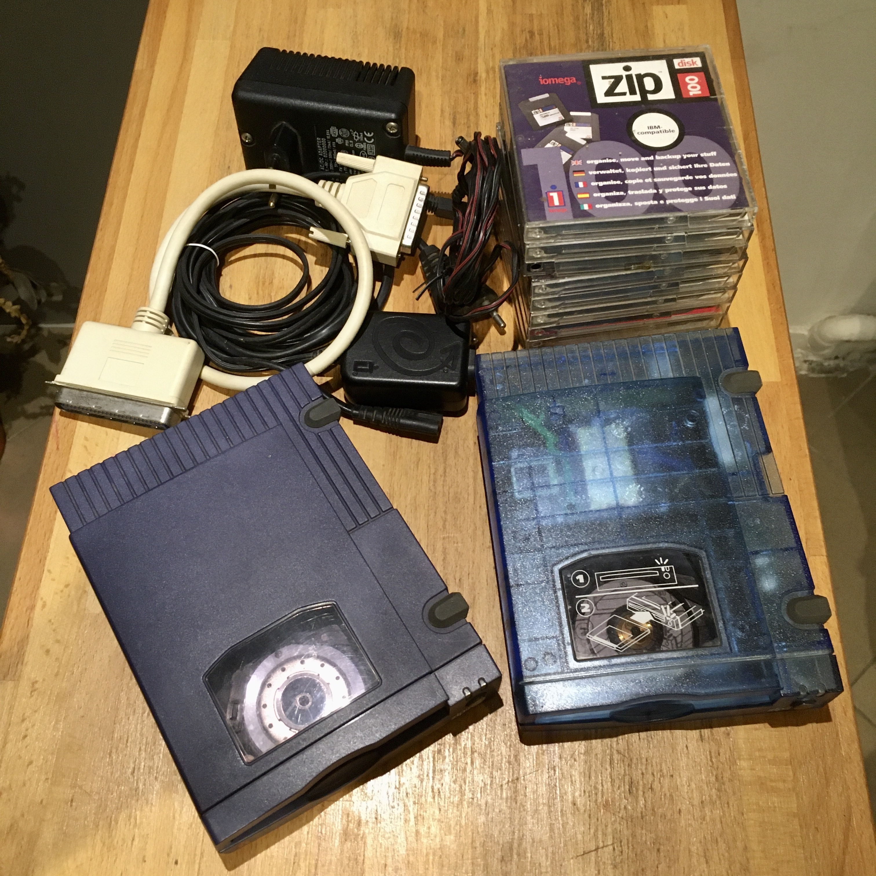 Iomega ZIP SCSI + USB + 9 disks 100mb + câbles