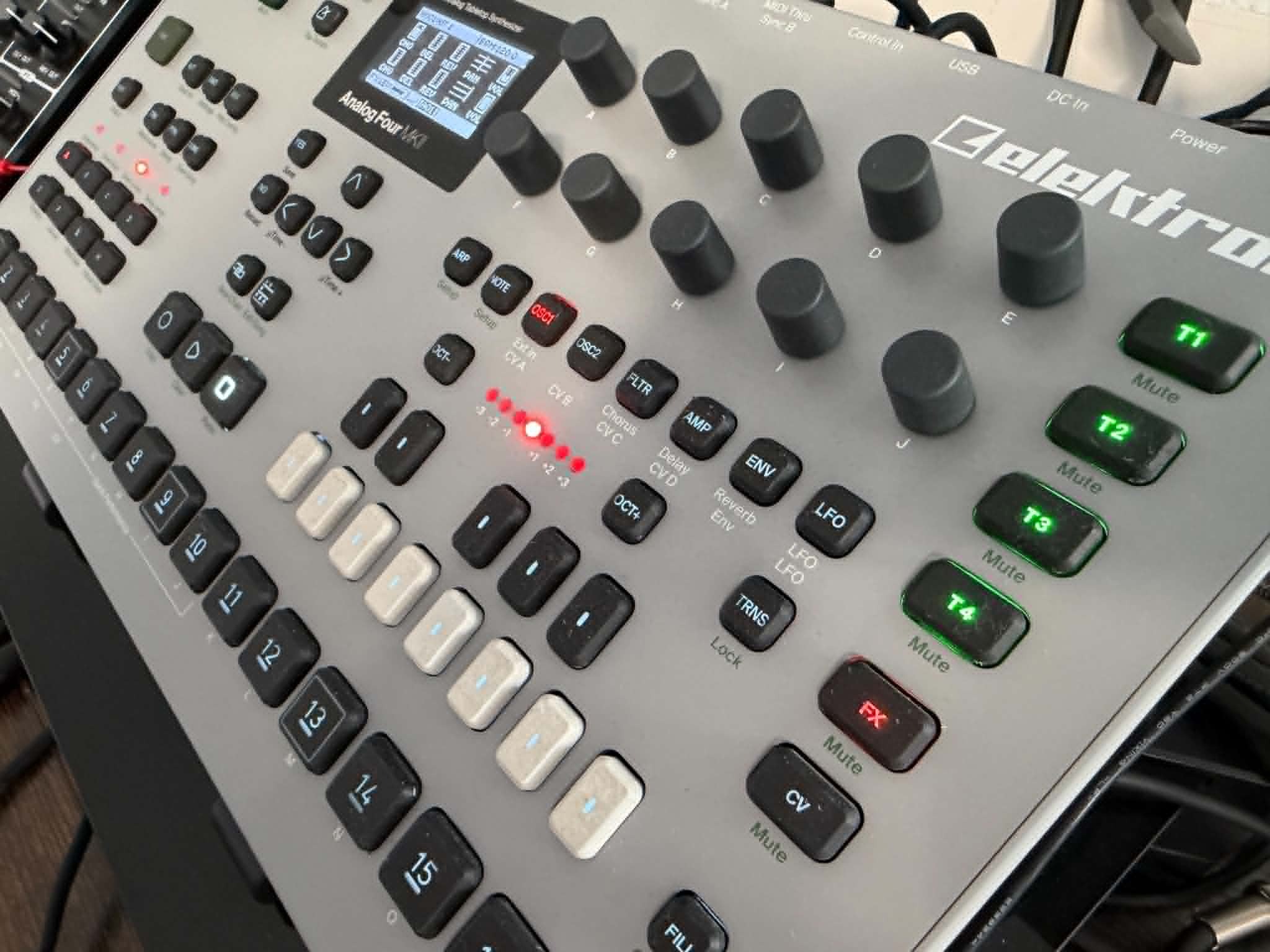 Elektron Analog Four MKII (46383)