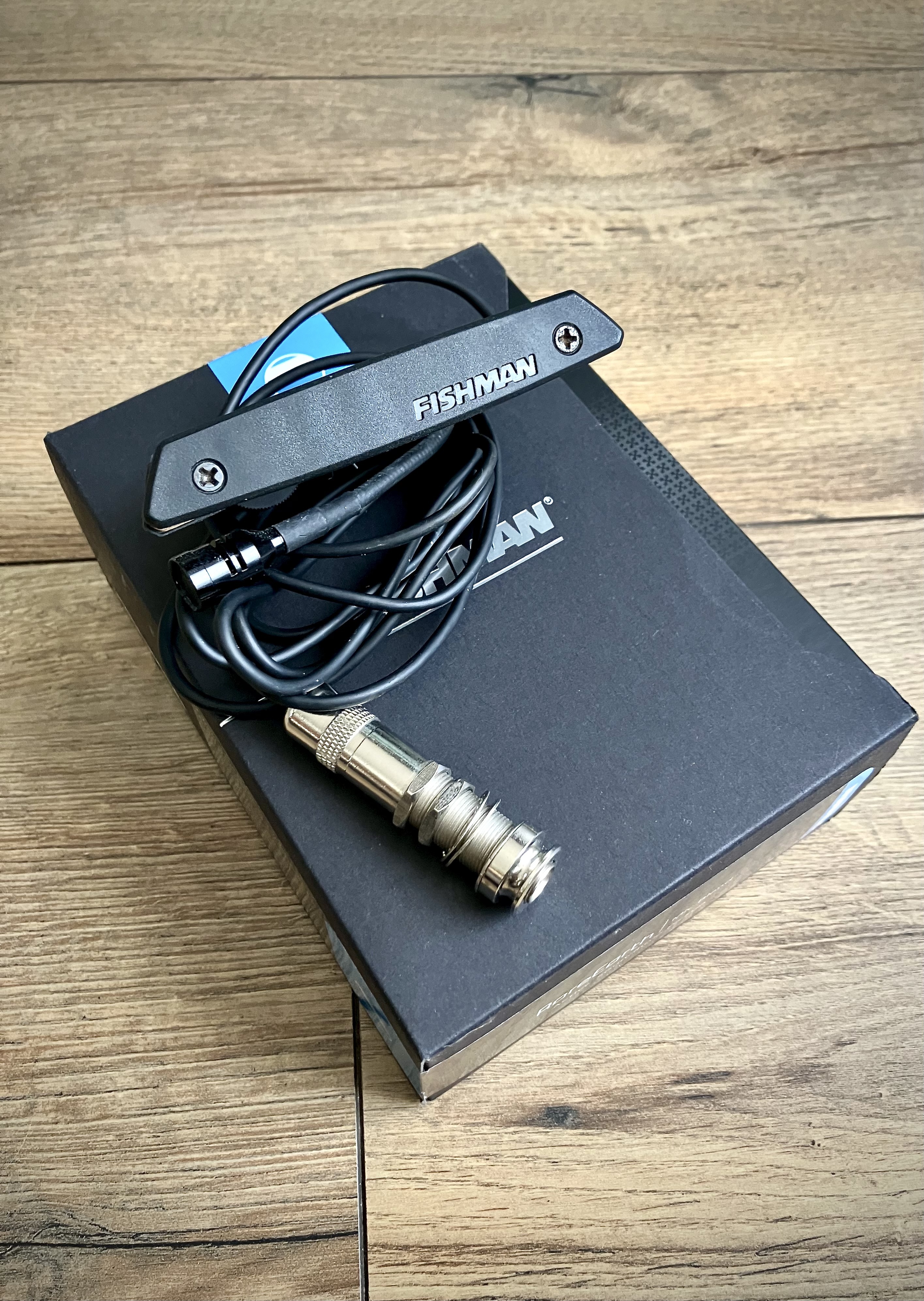 Fishman Rare Earth Mic Blend Active Soundhole Pickup