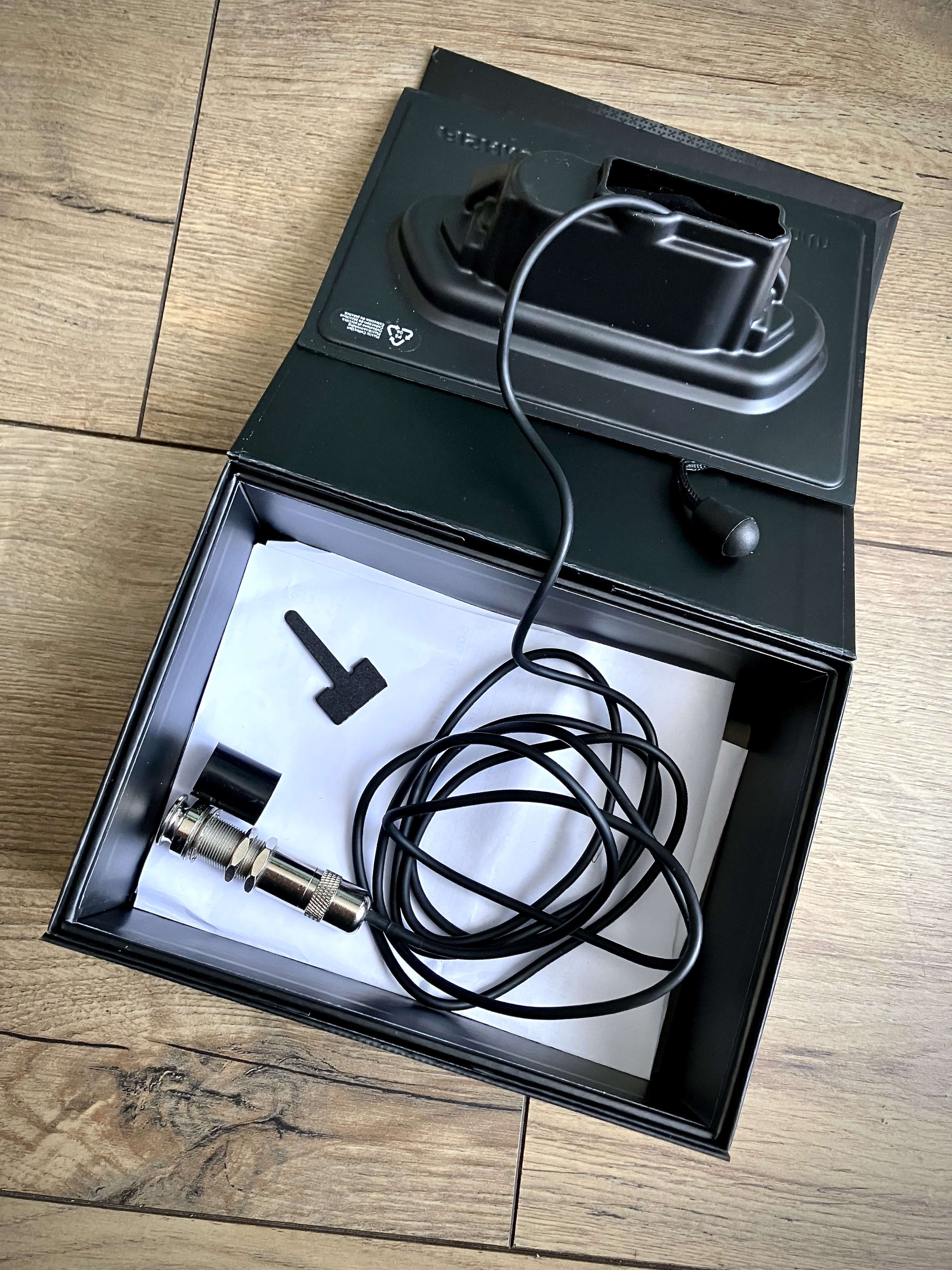 Fishman Rare Earth Mic Blend Active Soundhole Pickup (65300)