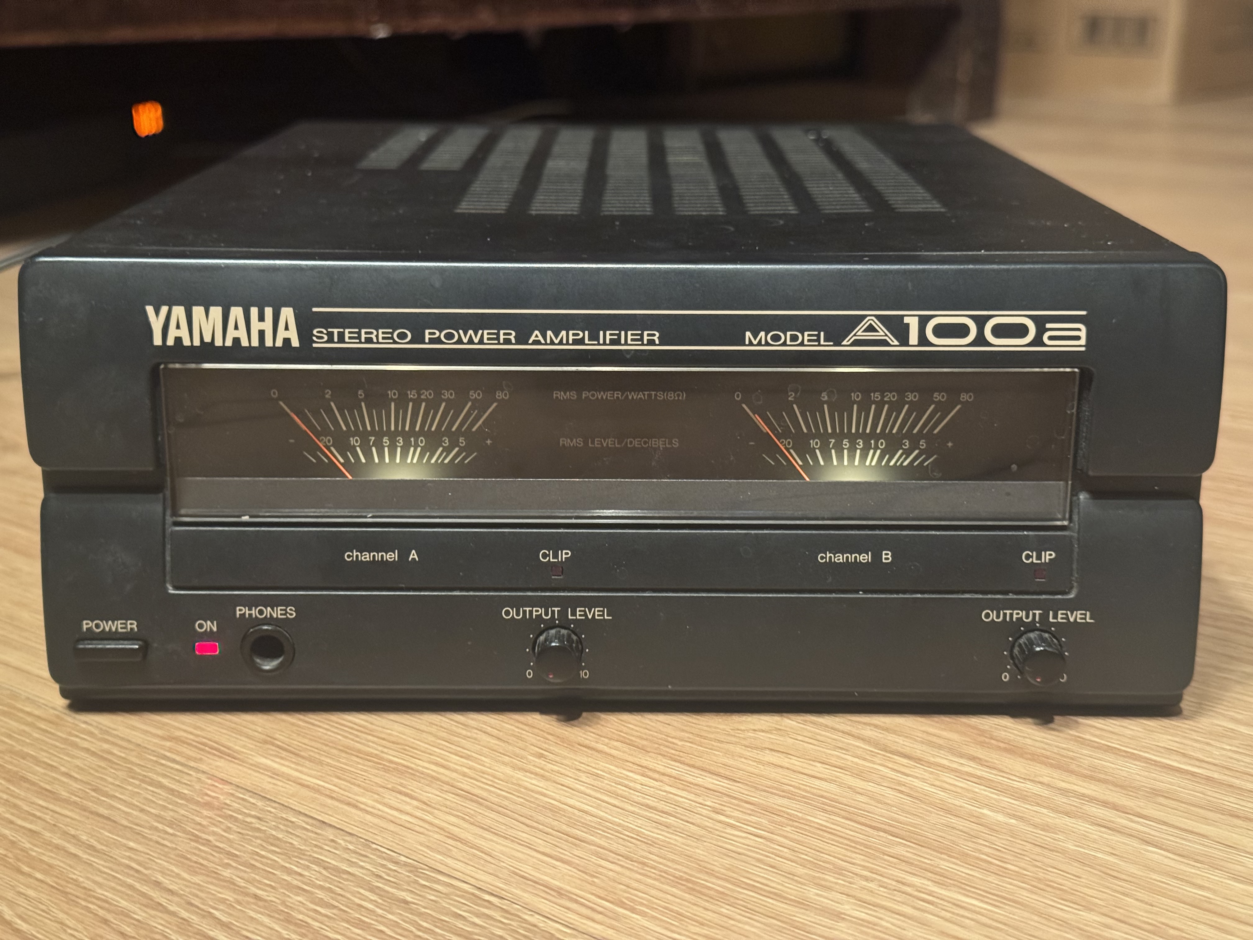 Vends ampli Yamaha A100a