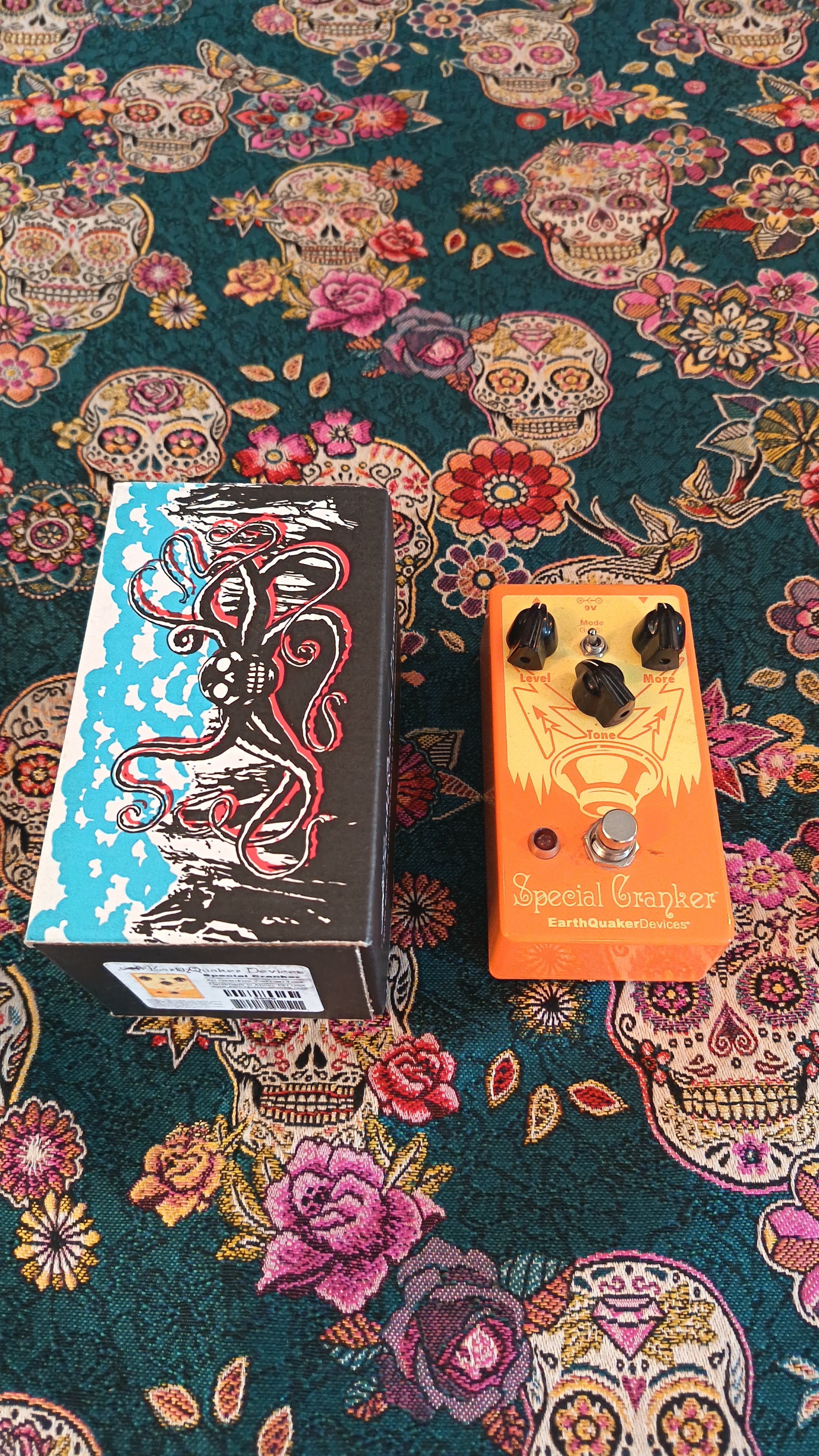 Vends Earthquaker Devices Special Cranker