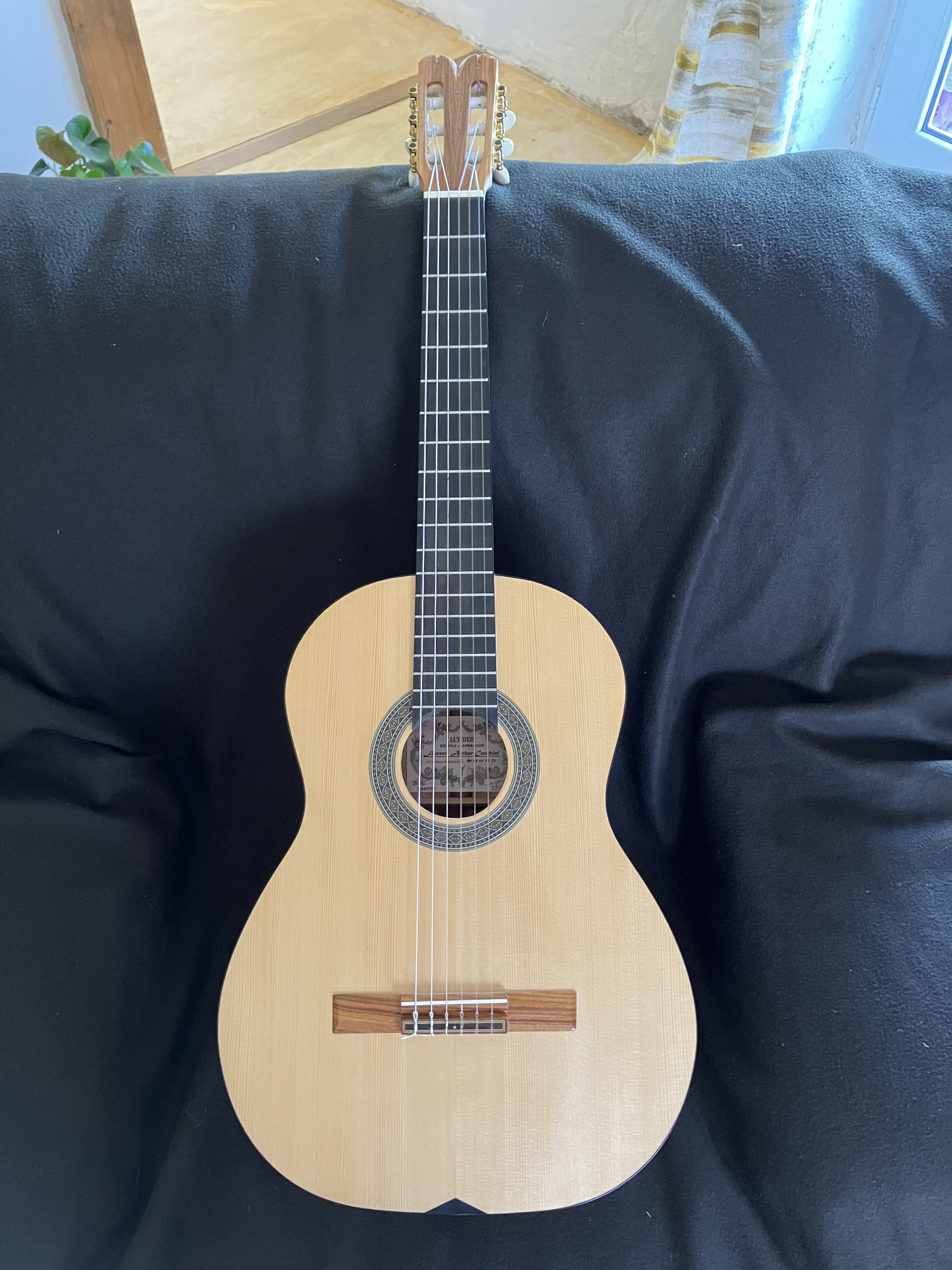 Guitare classique, type flamenca de luthier