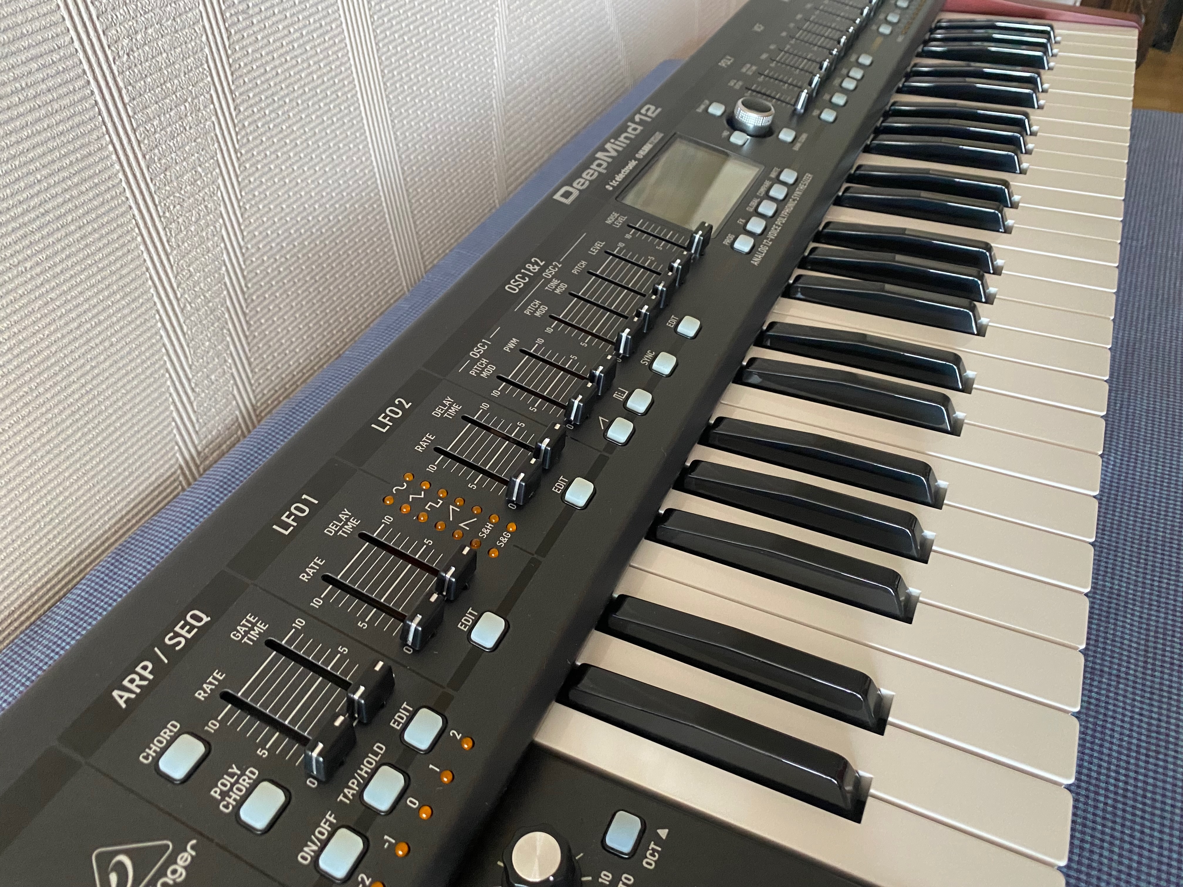 Behringer DeepMind 12 (93407)