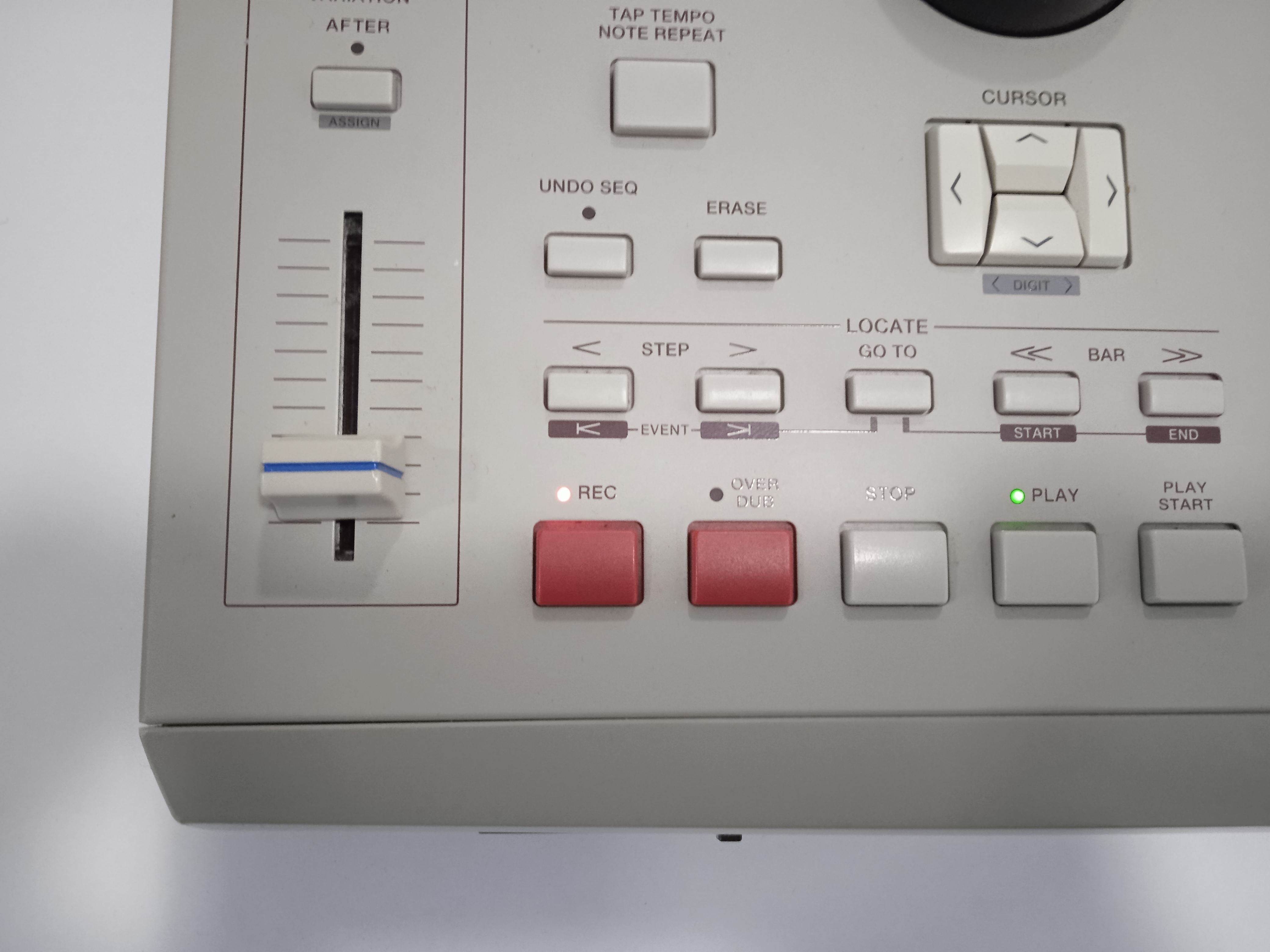 Akai Professional MPC2000XL (34711)
