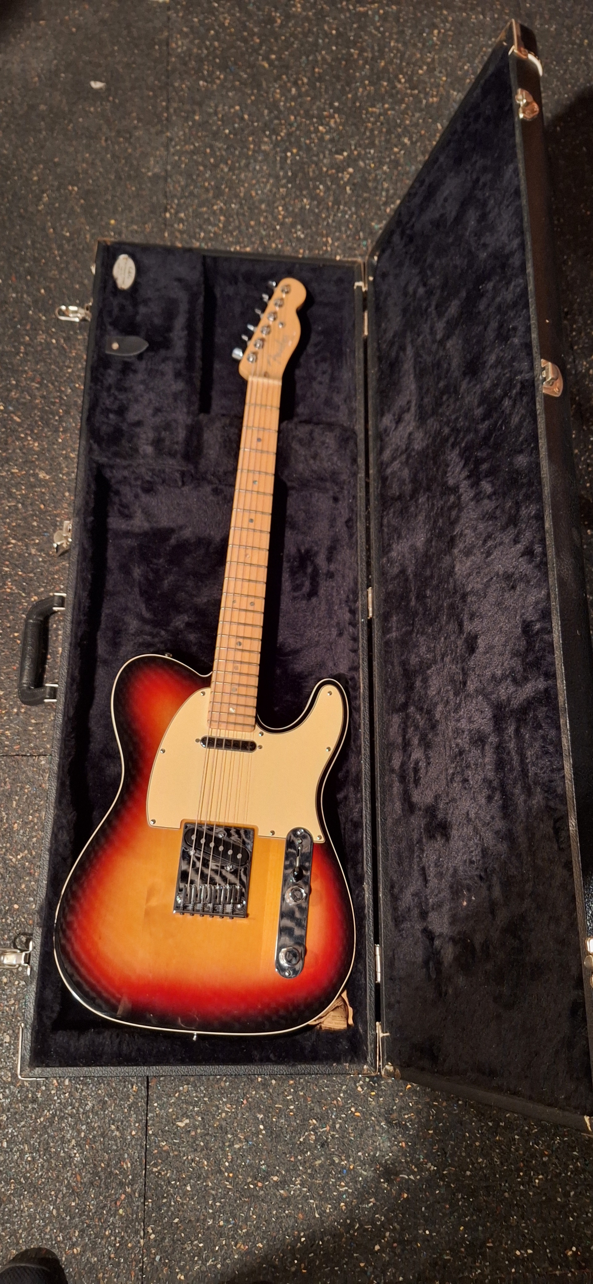 Vends Gibson Fender...