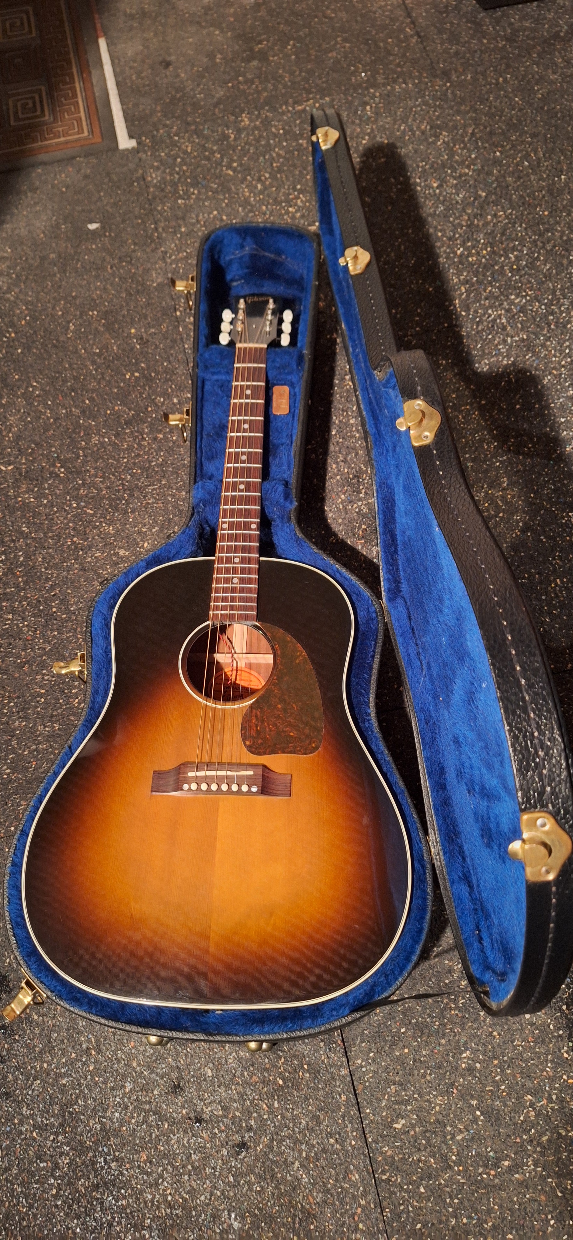 Gibson-j45-2