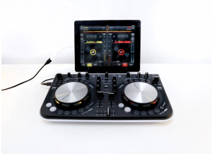 Cross DJ for iPad Pioneer DDJ WeGo