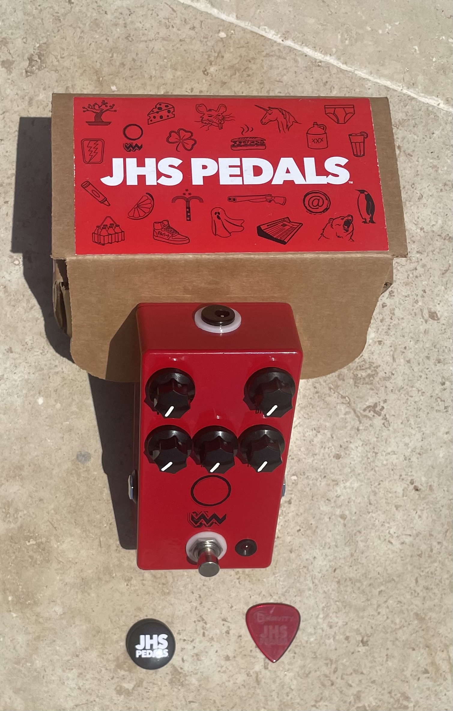 Vends JHS Angry Charlie v3 en état neuf avec boîte, goodies…