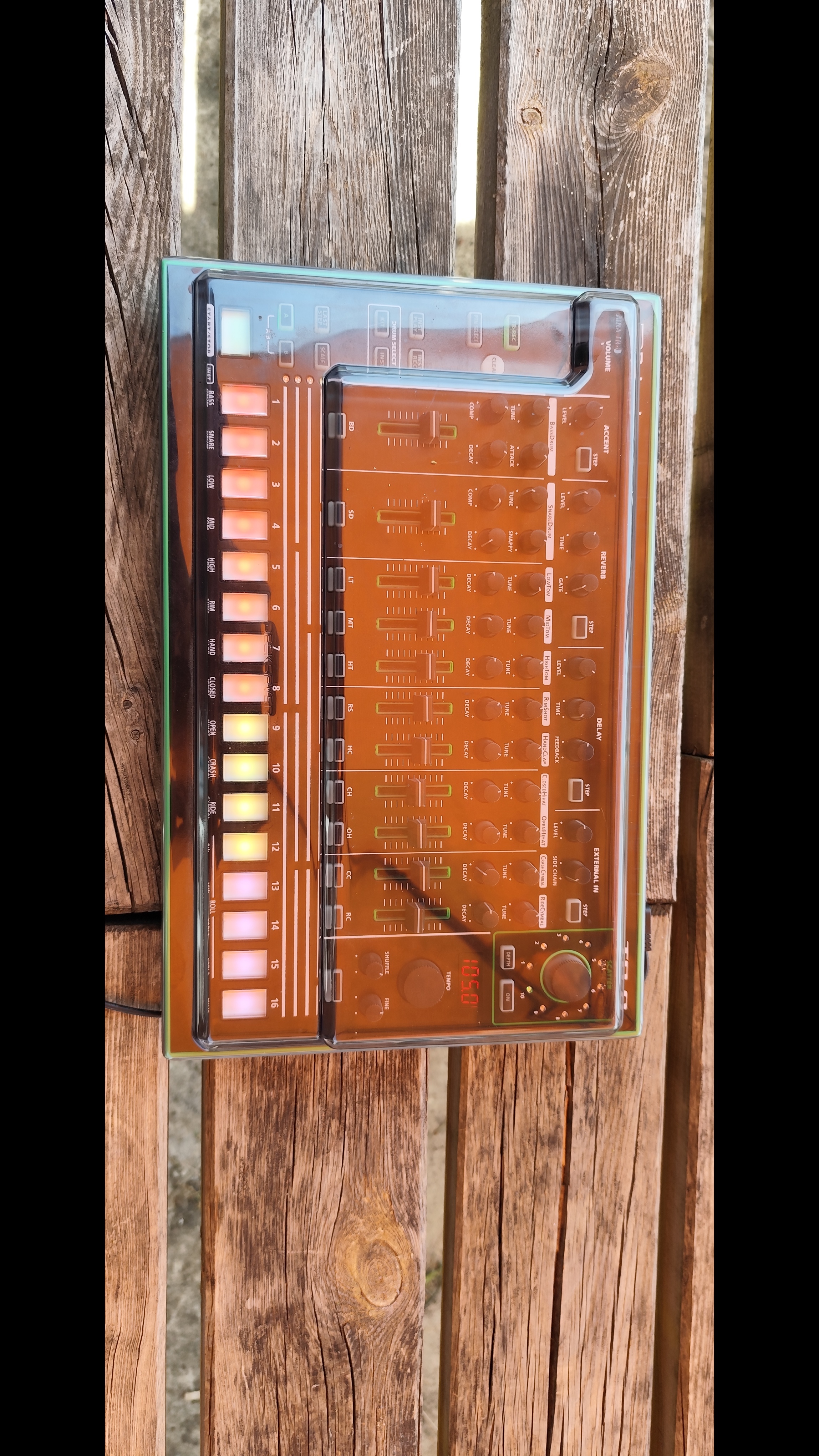 TR-8, extension 7X7, Deksever, port compris 