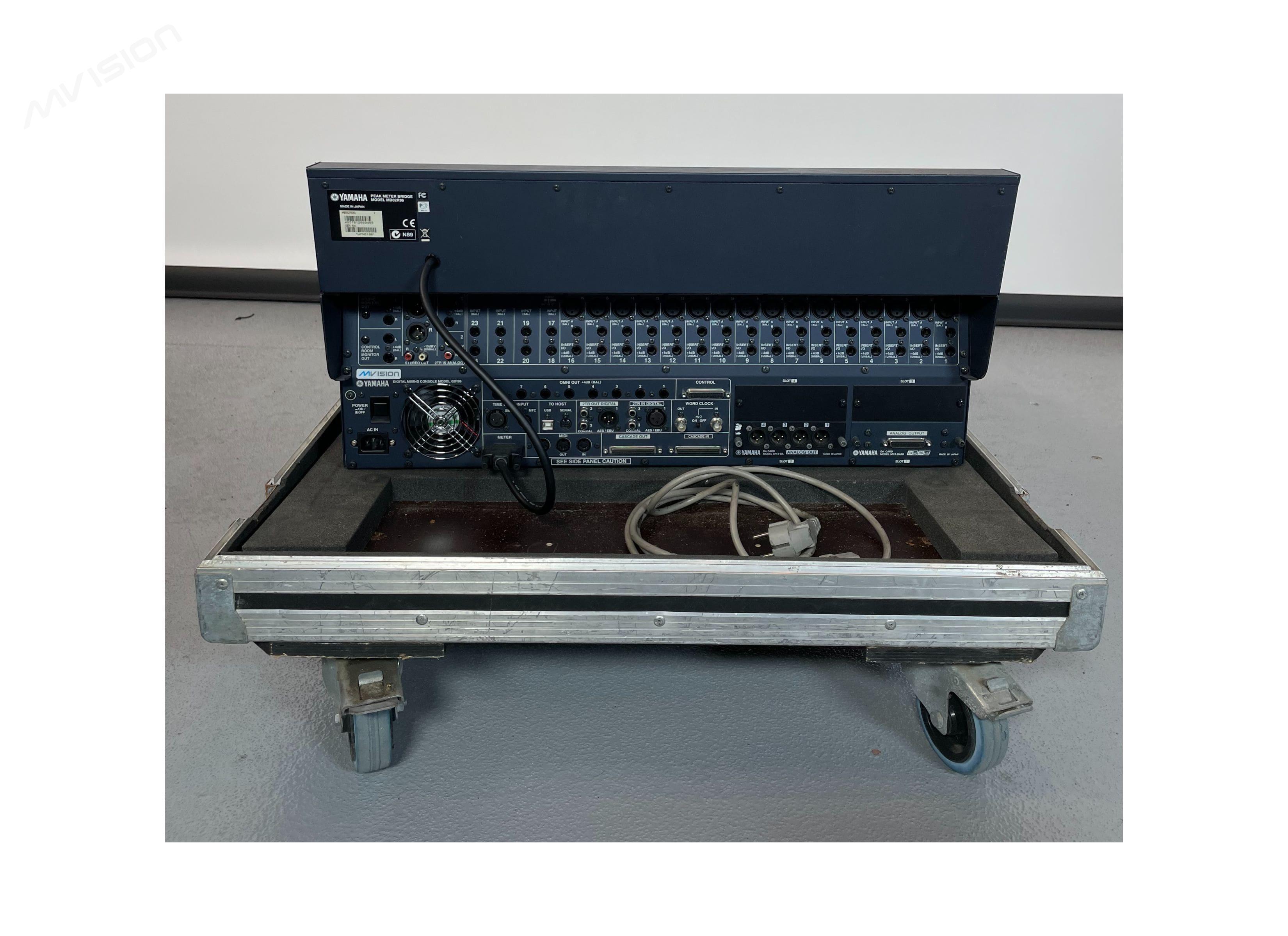 Console numérique 02R96 Yamaha 2