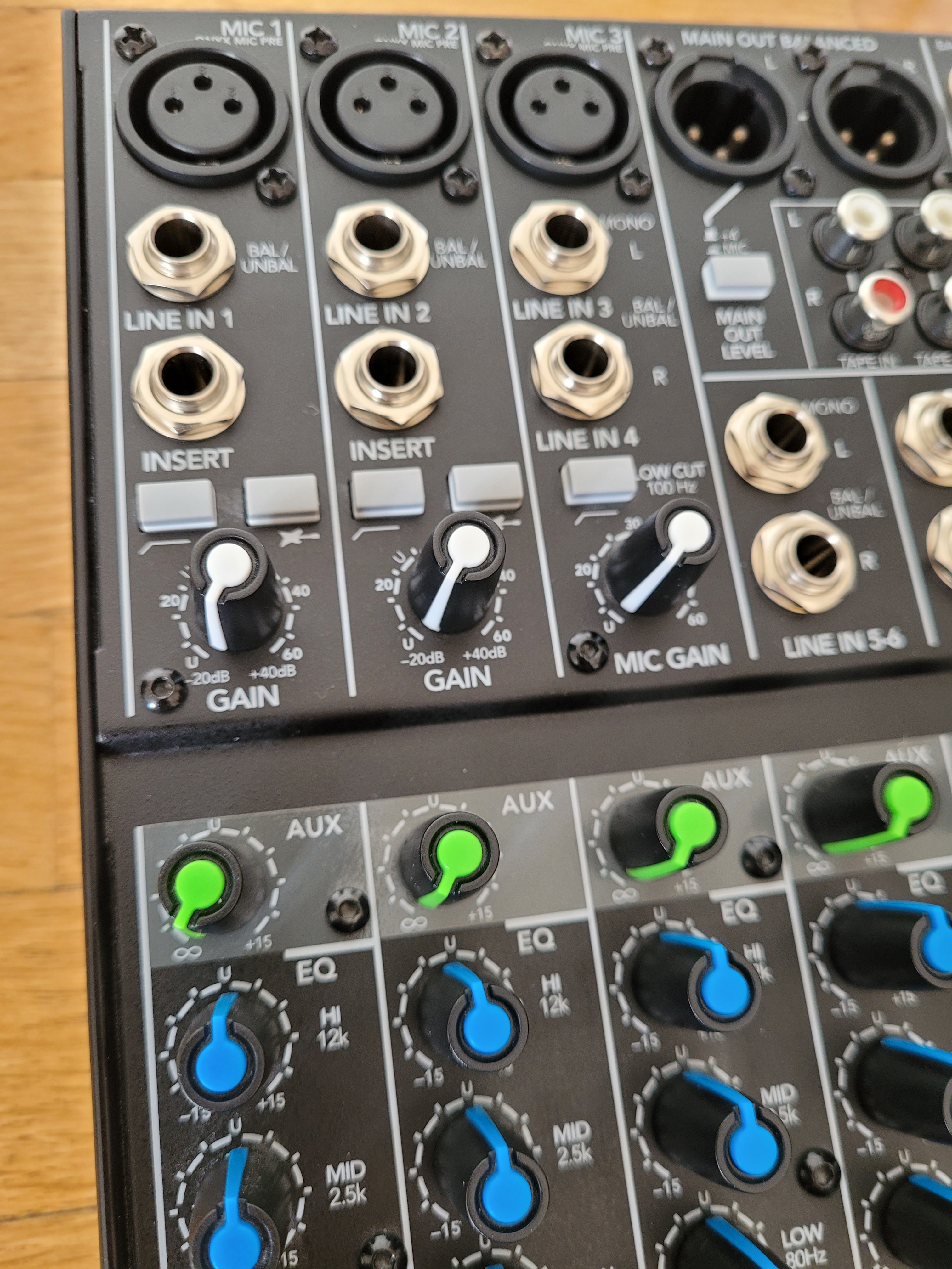 Mackie 802VLZ4 (16995)