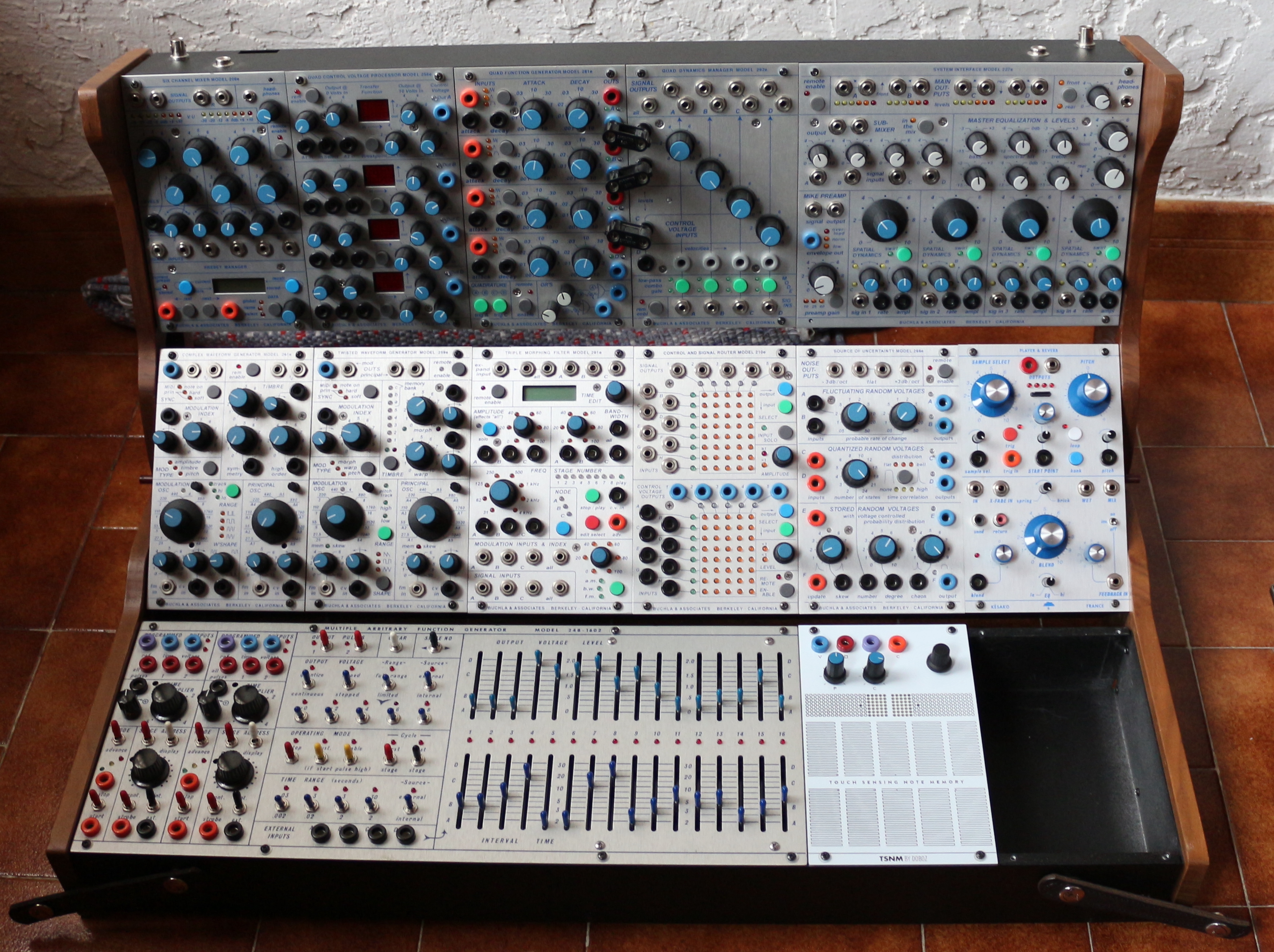 Vends système modulaire Buchla 200e