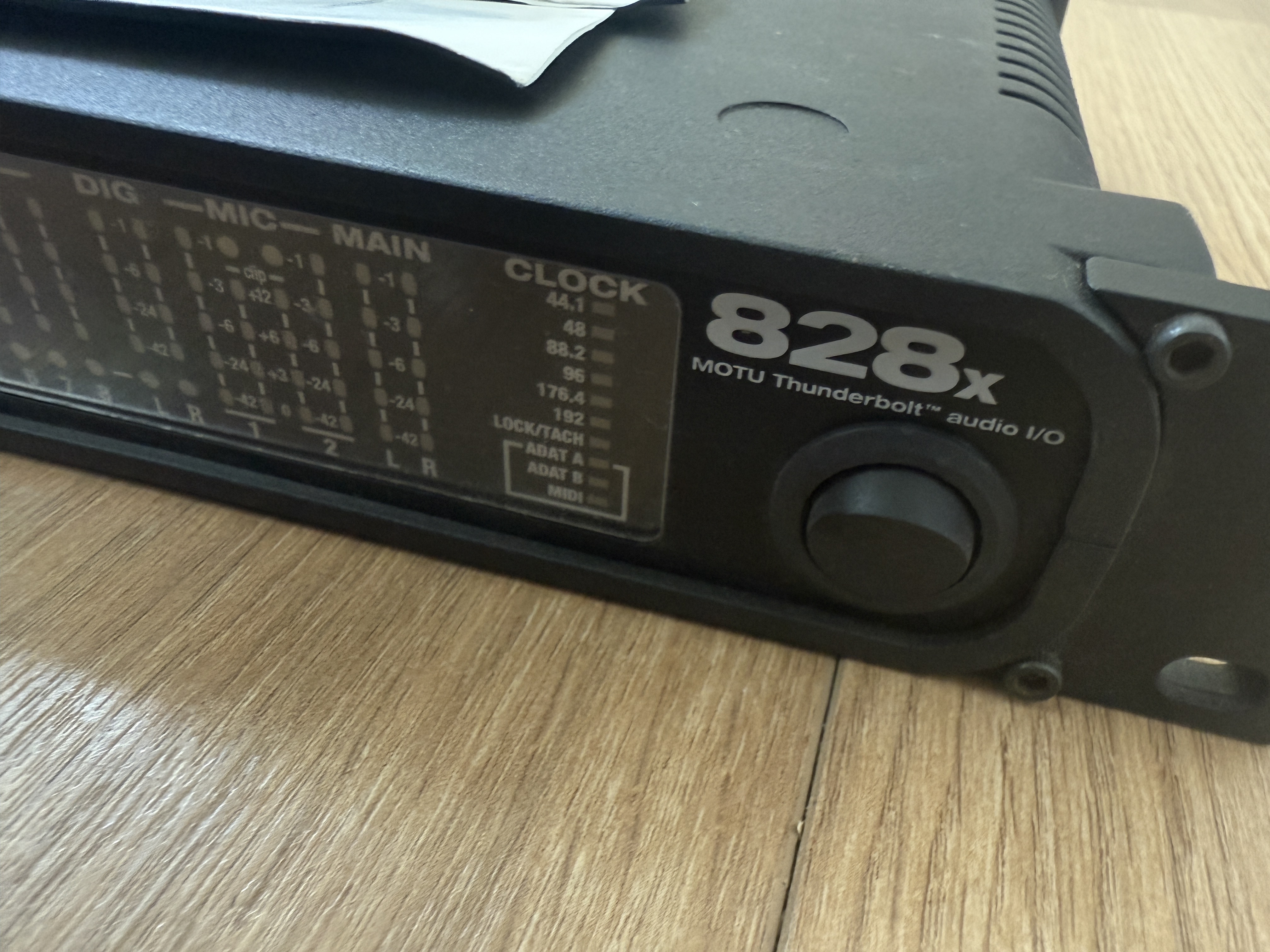 MOTU 828x (20091)