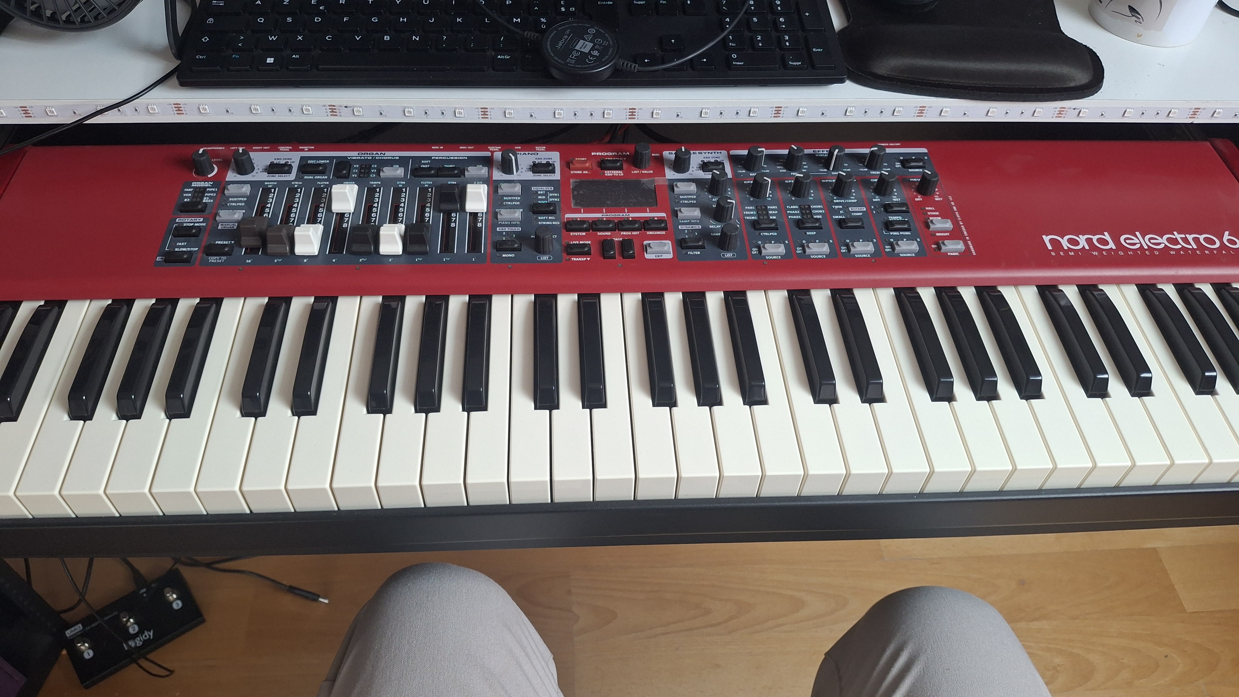 Nord electro 6D
