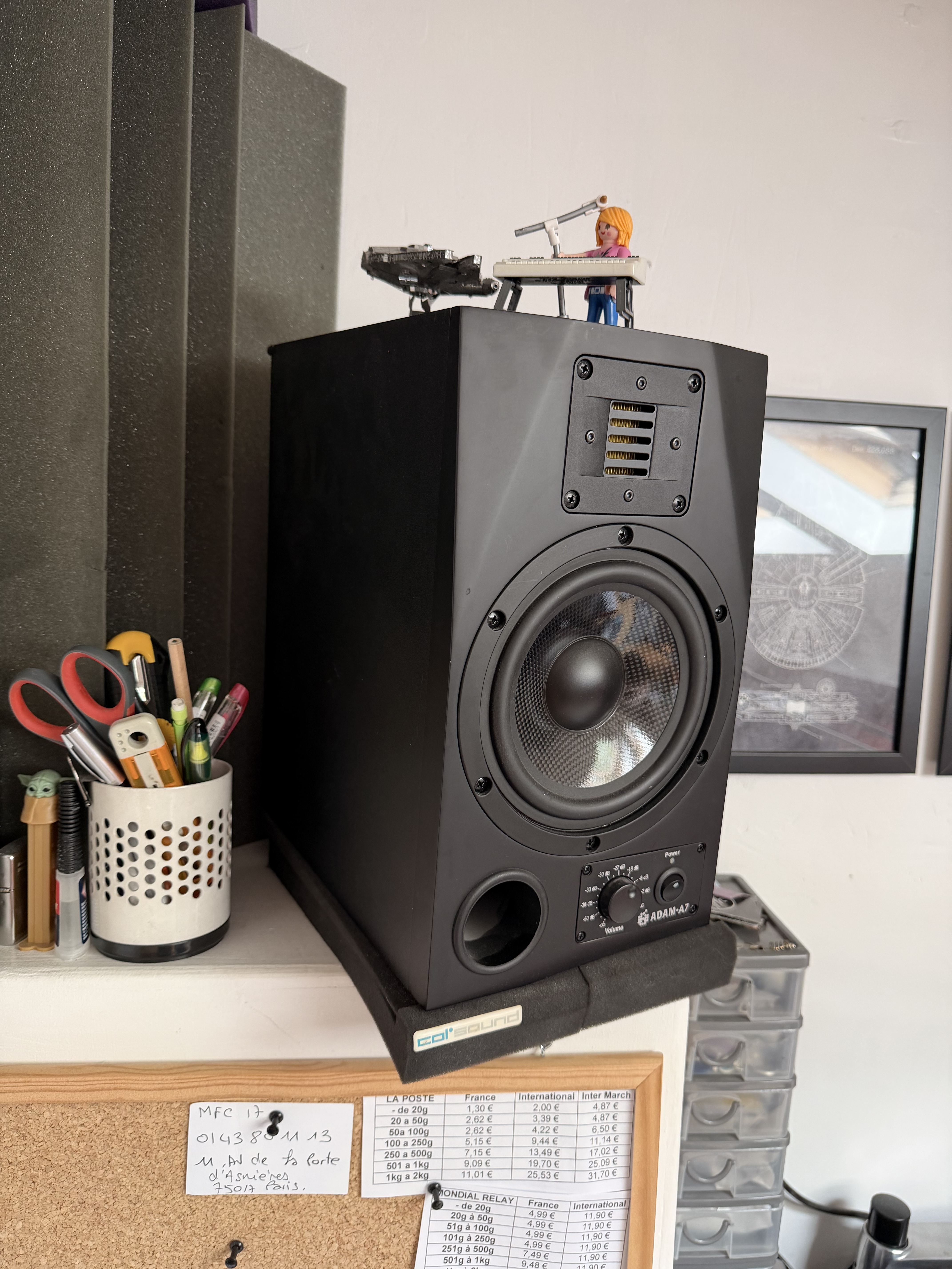 Vends une paire d’enceinte Adam A7