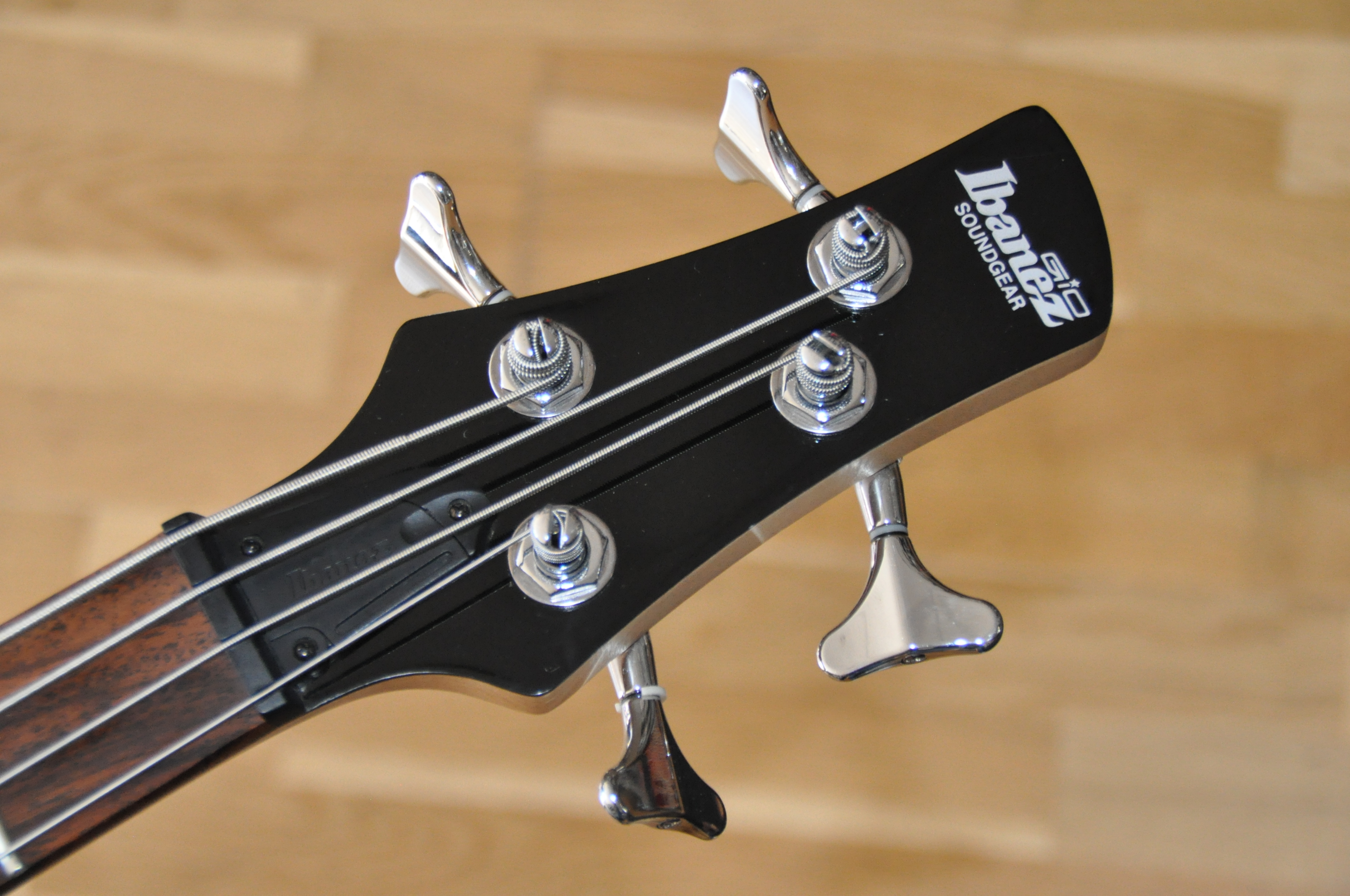 Ibanez Gio GSR200 (8525)