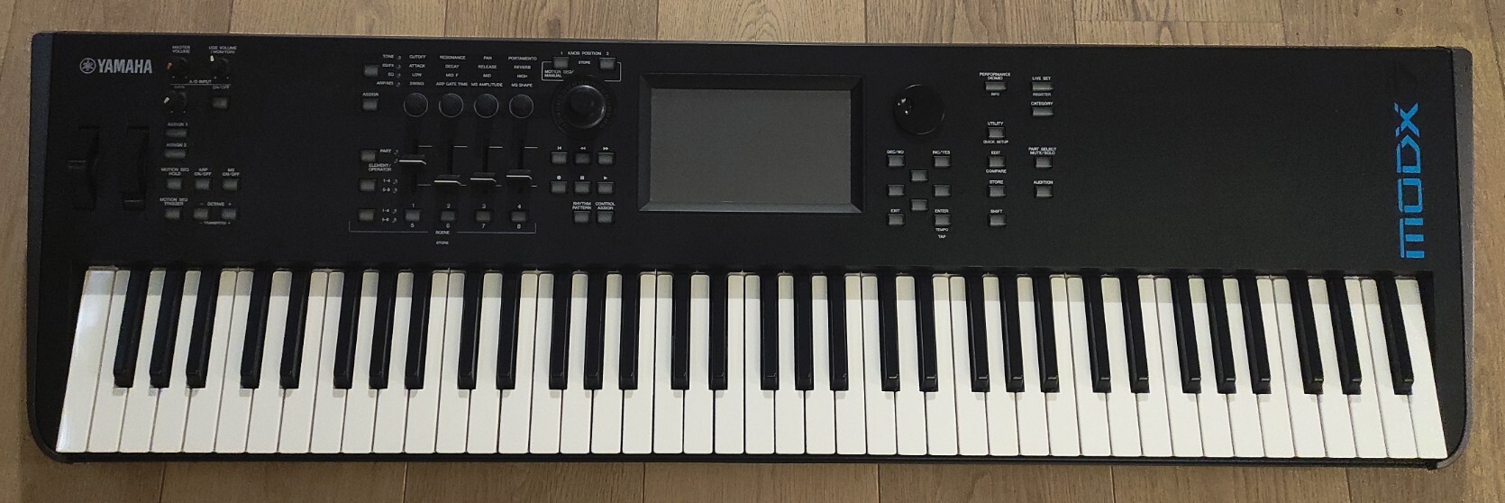 Yamaha MODX7 (292)