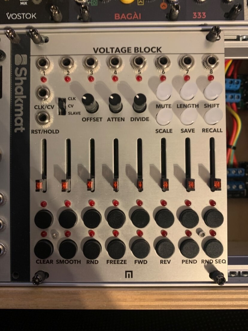 Voltage Block très bon état