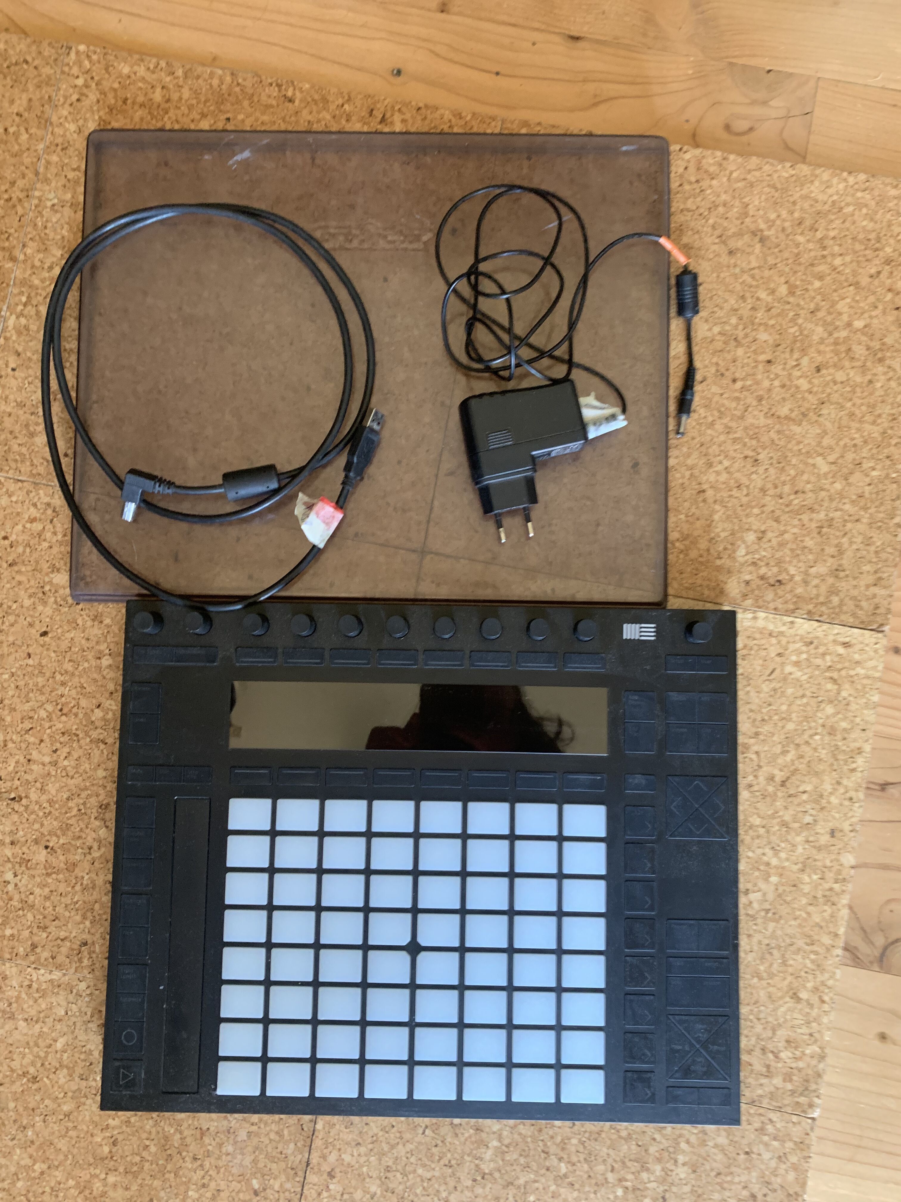 Push 2 - Contrôleur Ableton + Deck + boite origine