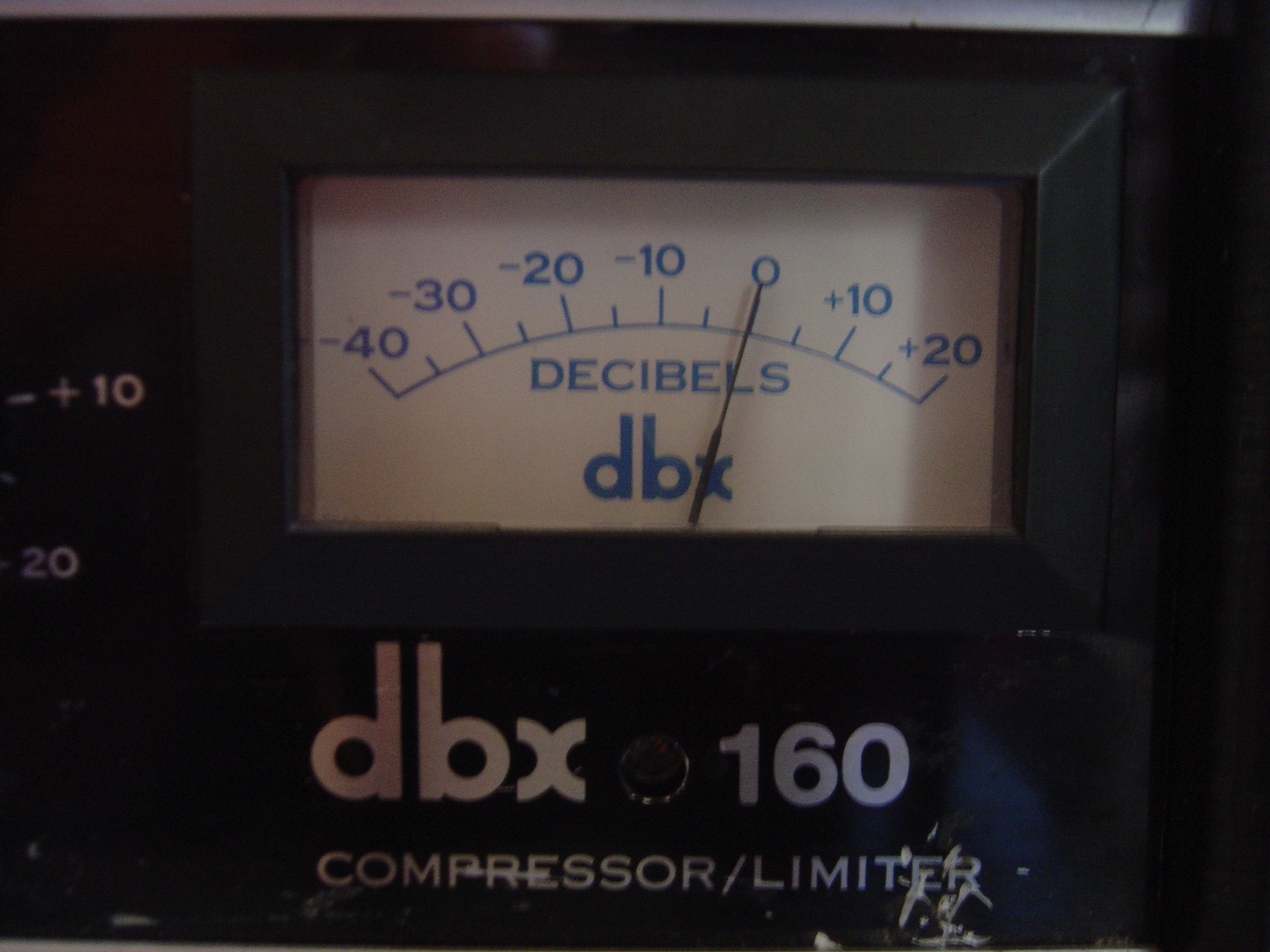 dbx160 stereo vu metre