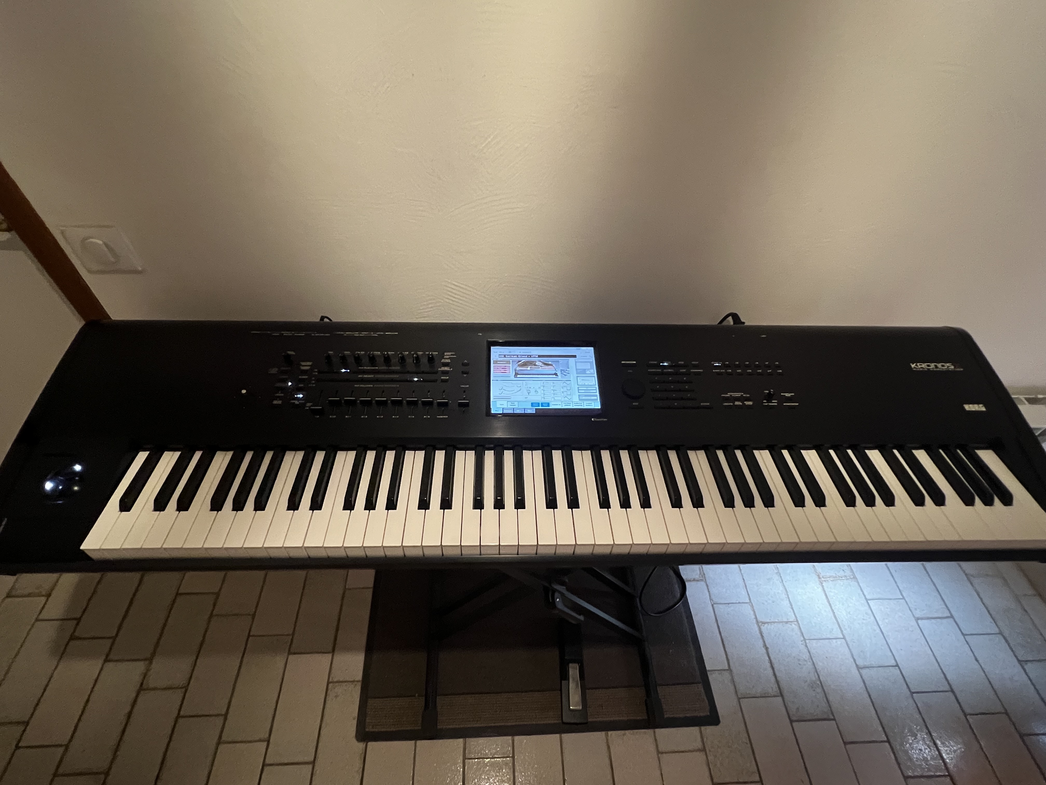Vends Korg Kronos X 88