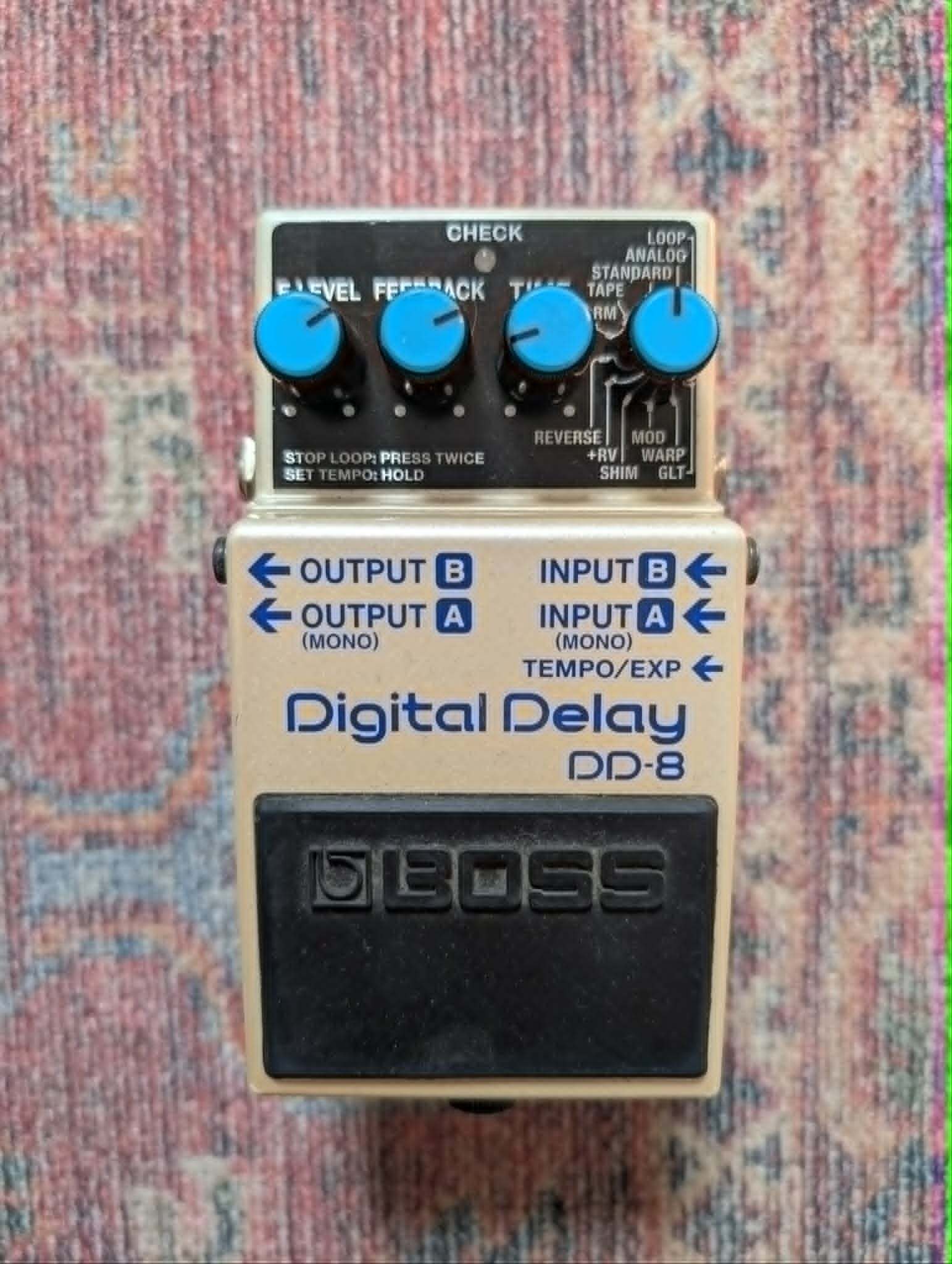 Pédale BOSS Digital Delay DD-8