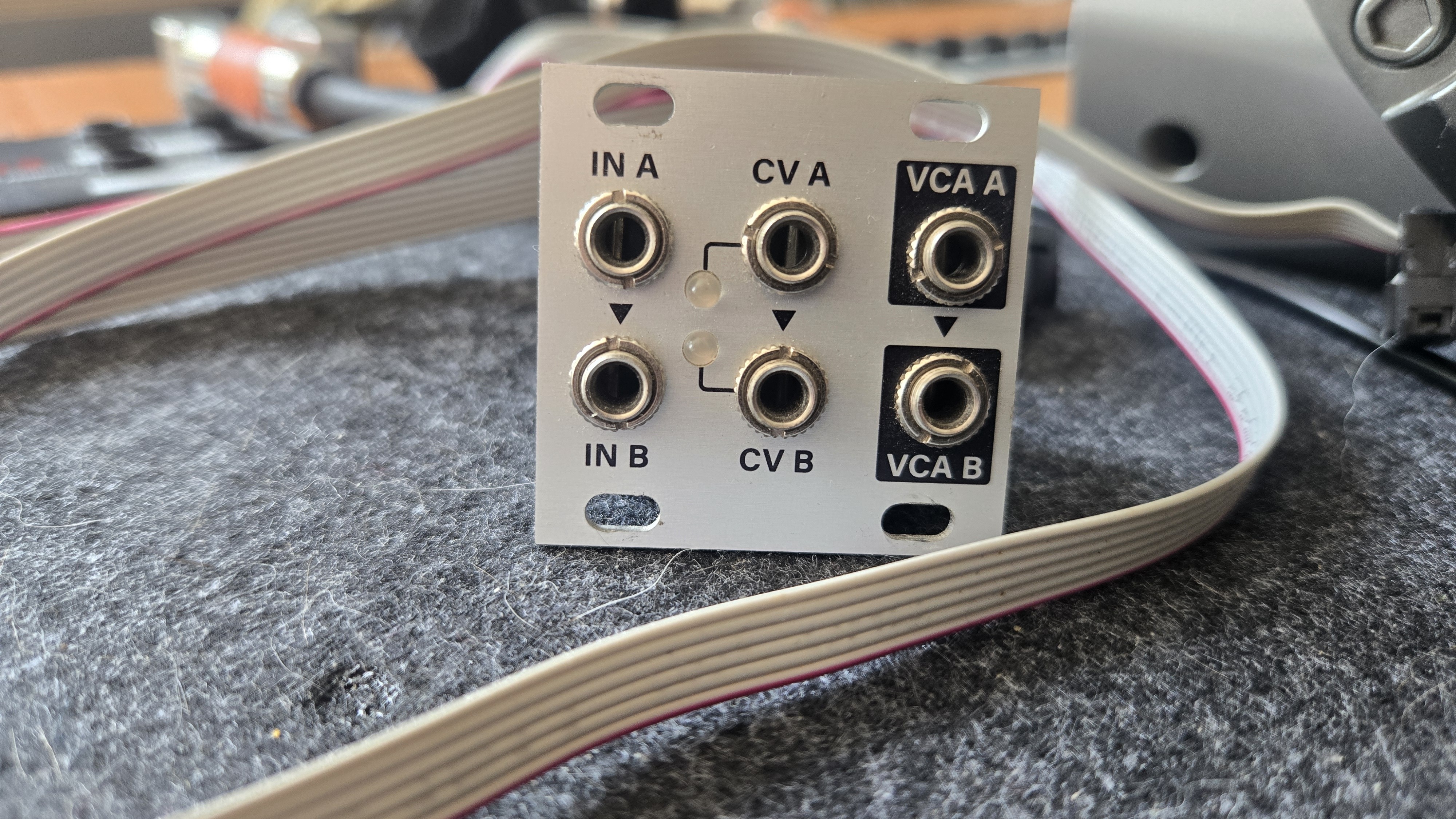 Intellijel dual vca 1u