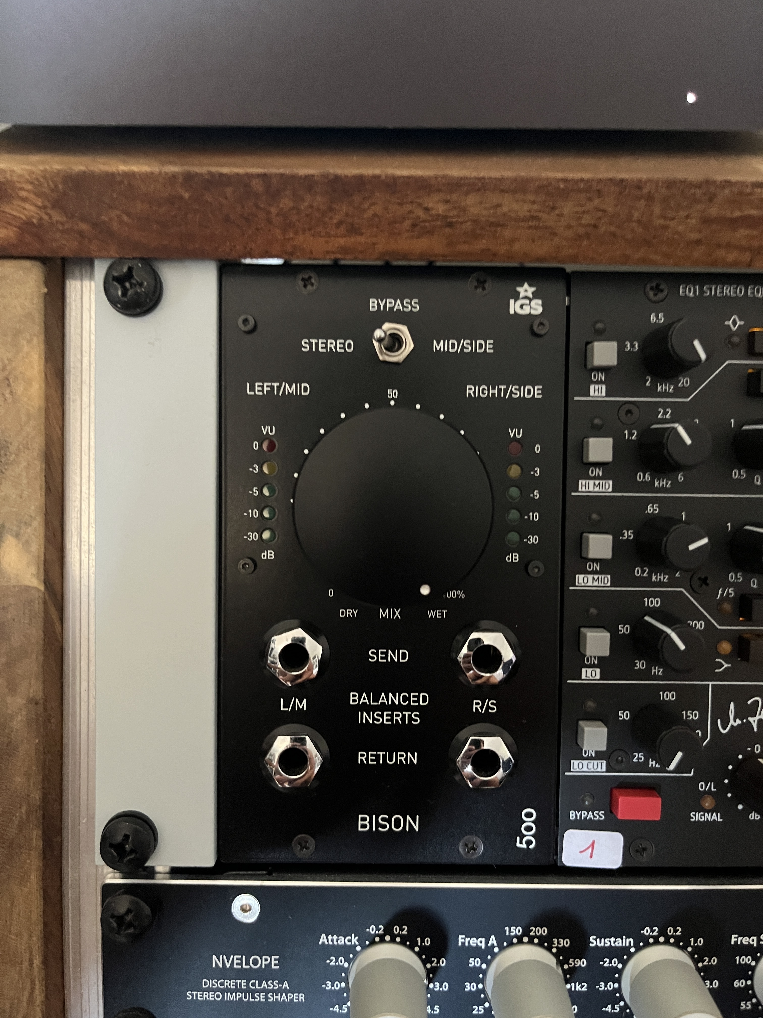 Vends IGS Bison (Analog M/S - Dry/Wet)