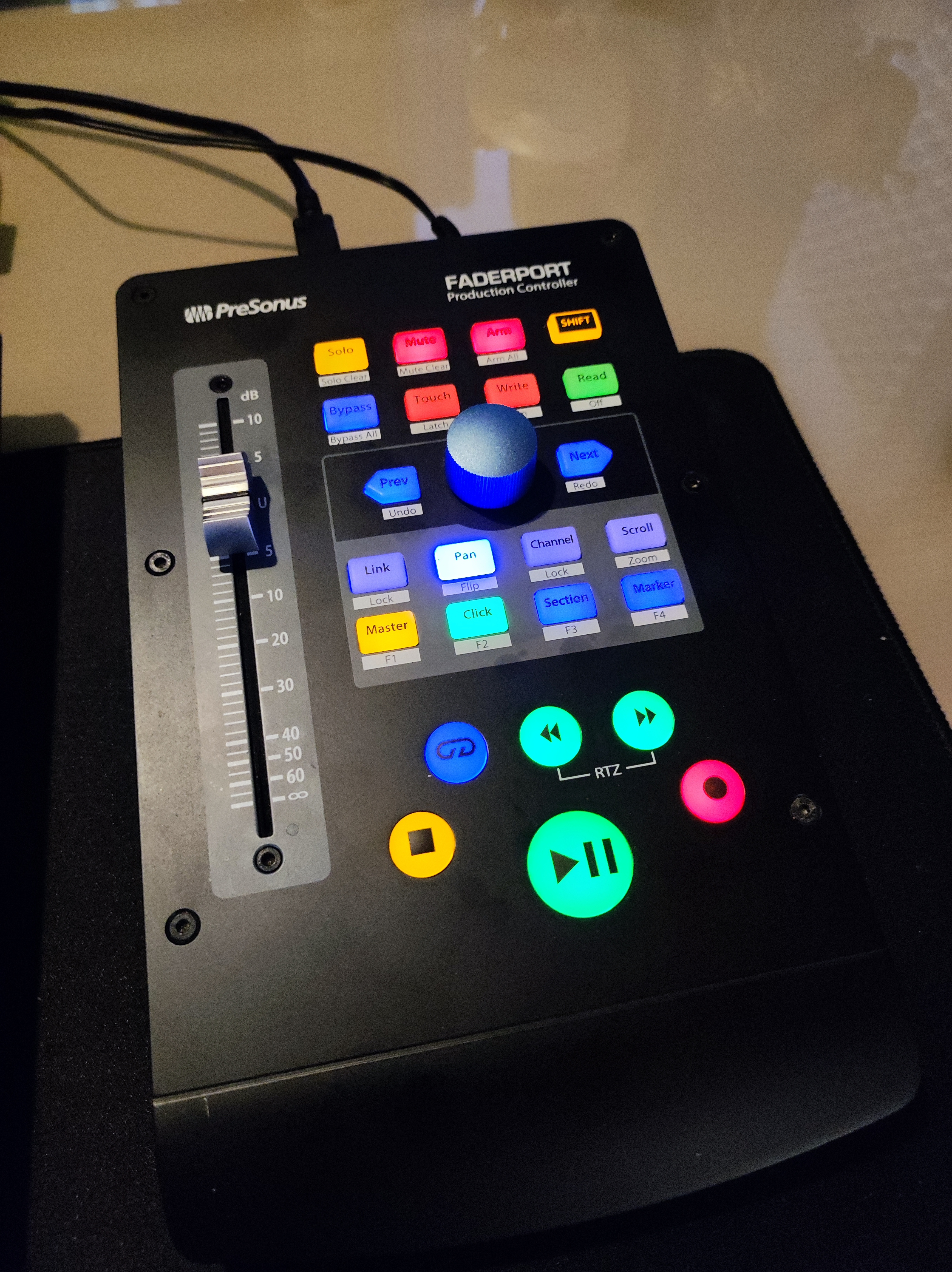 Faderport V2