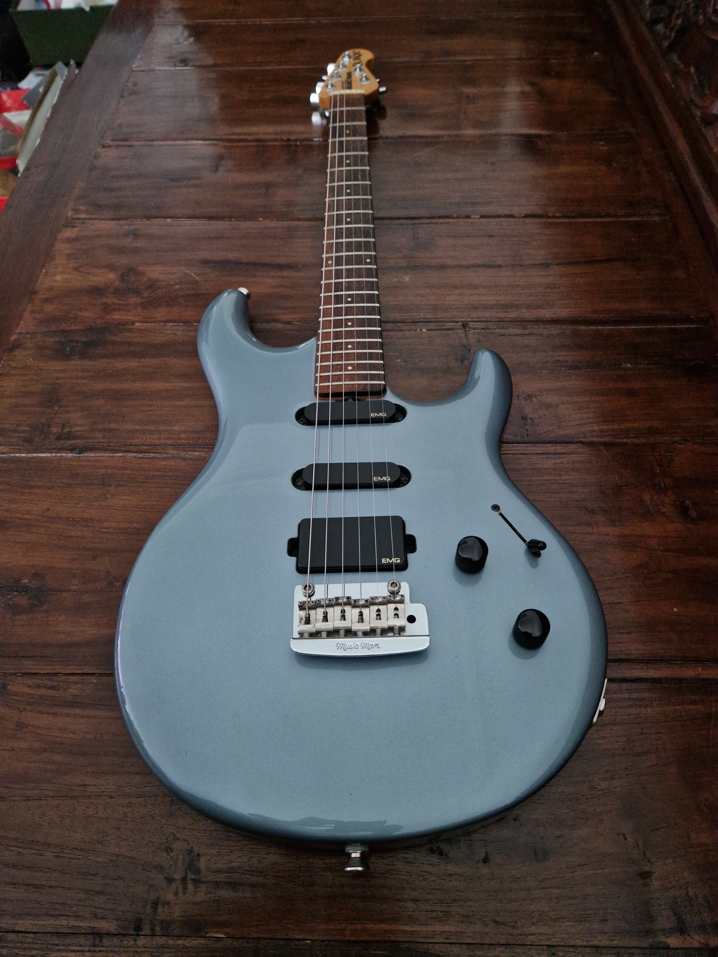 Music Man Luke (Vintage Tremolo) (35474)
