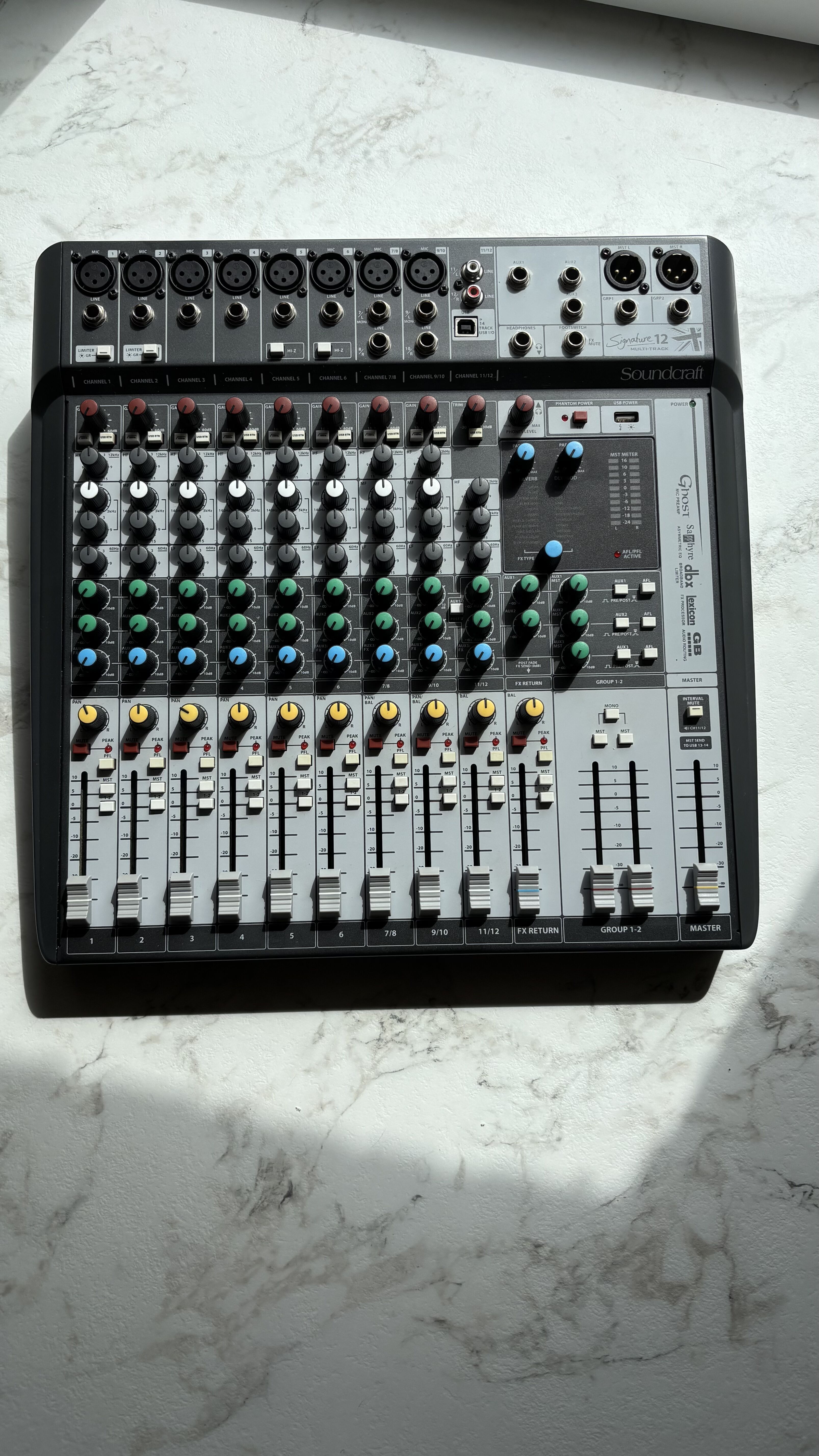 Soundcraft Signature 12 MTK (4296)