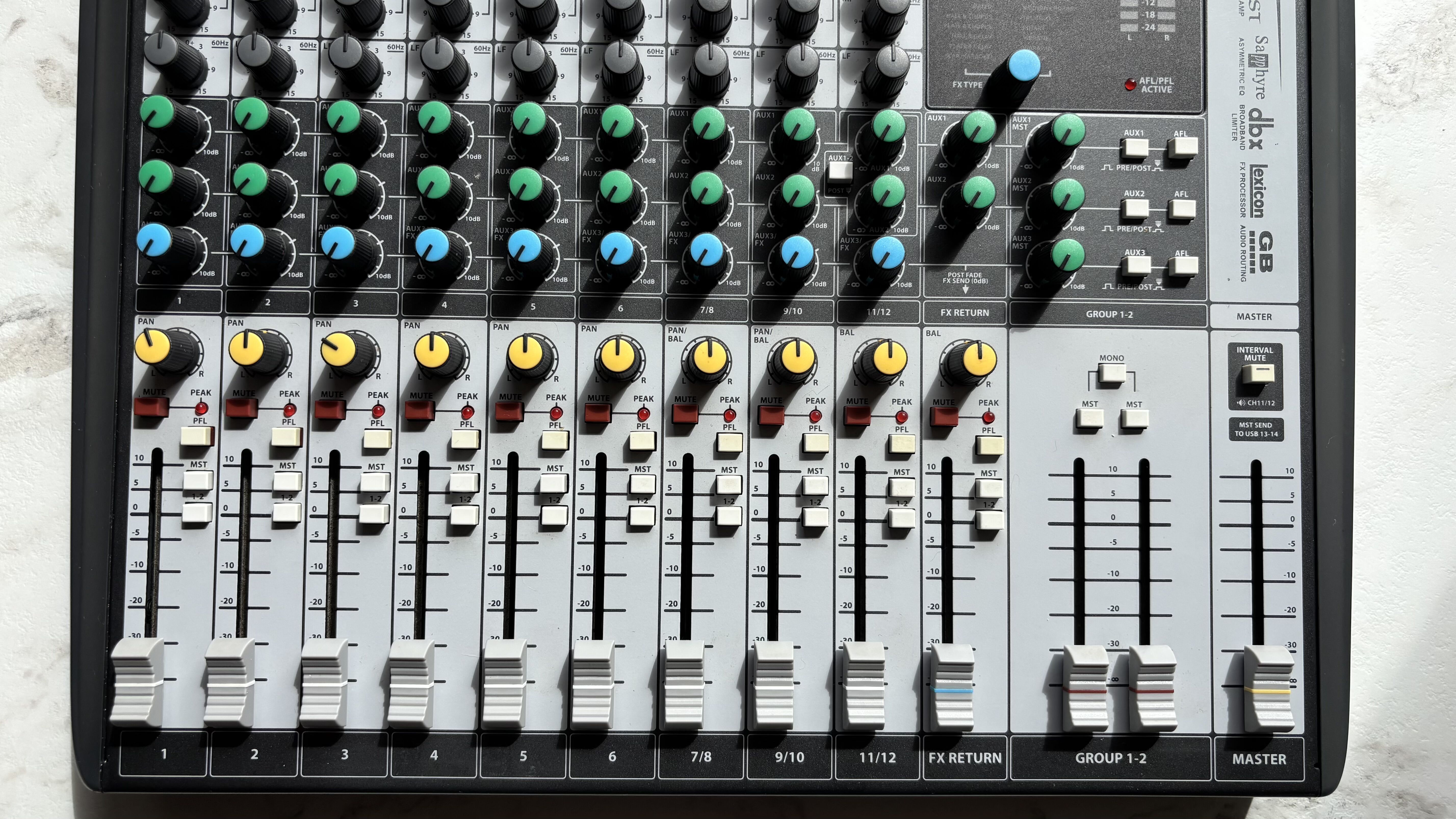 Soundcraft Signature 12 MTK (92006)
