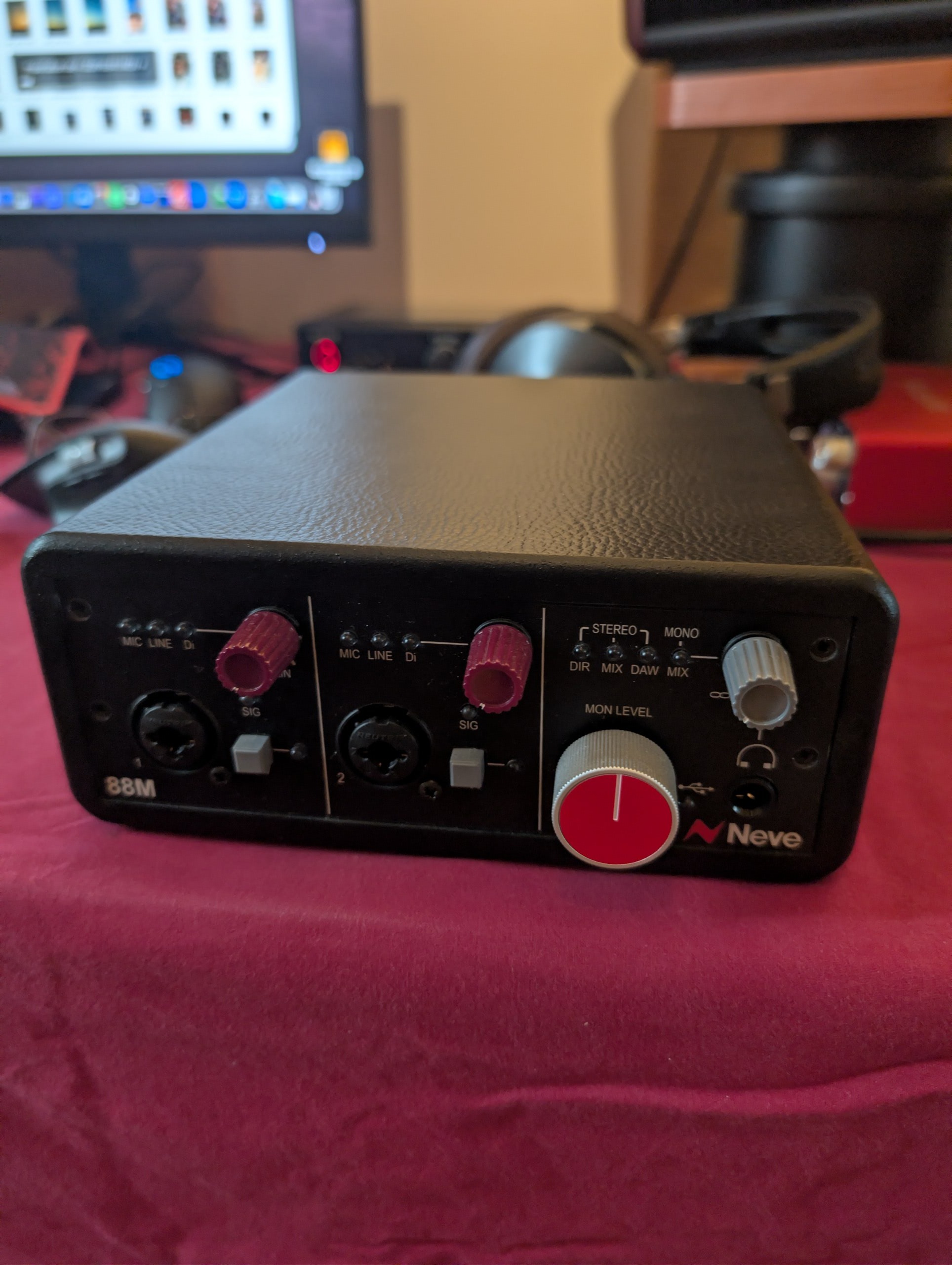 AMS Neve 88M (Achetée 07/2025) – État Neuf, carton d’origine