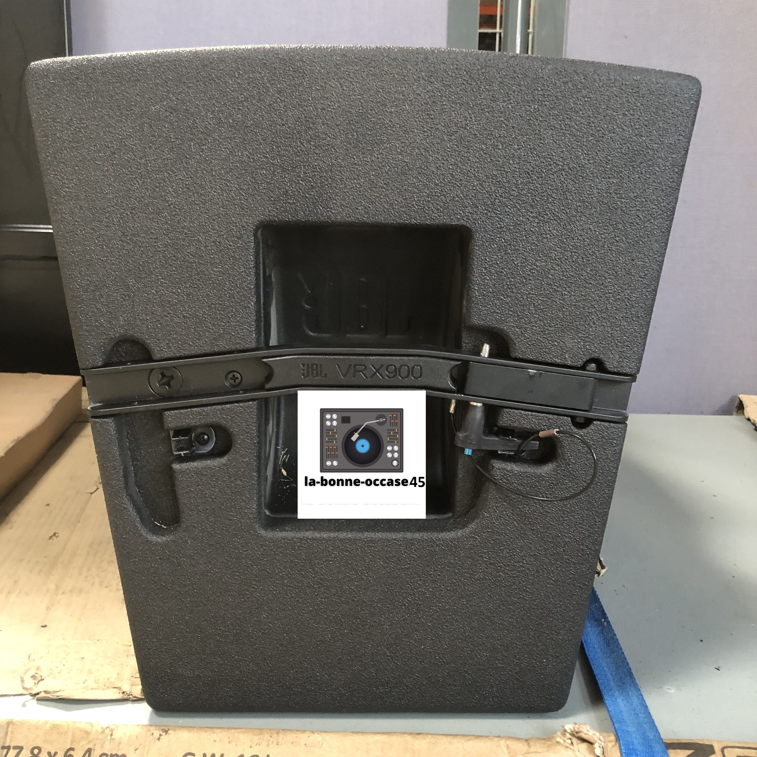 Enceinte VRX 932 JBL LA1