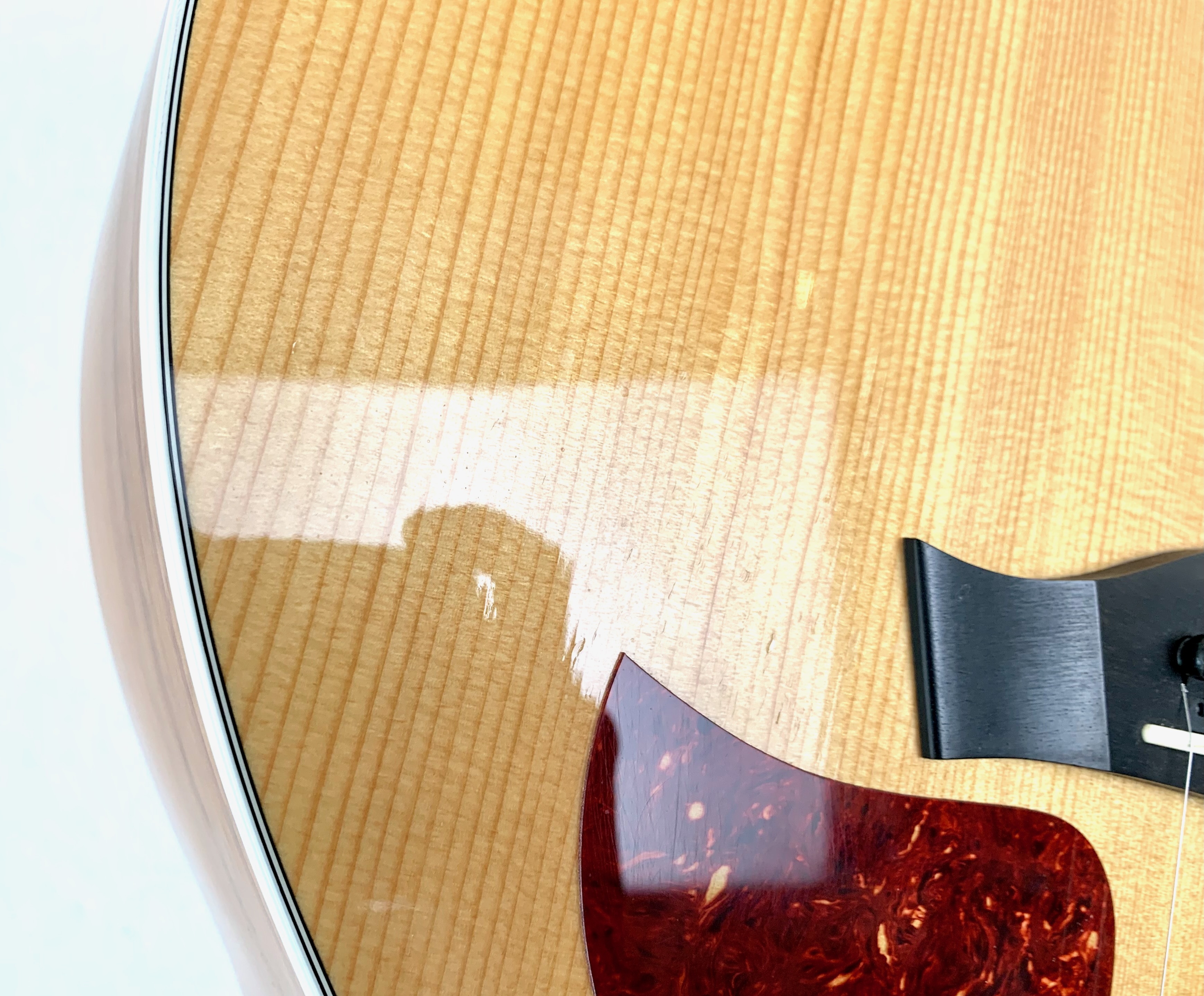 Taylor 214ce (64311)