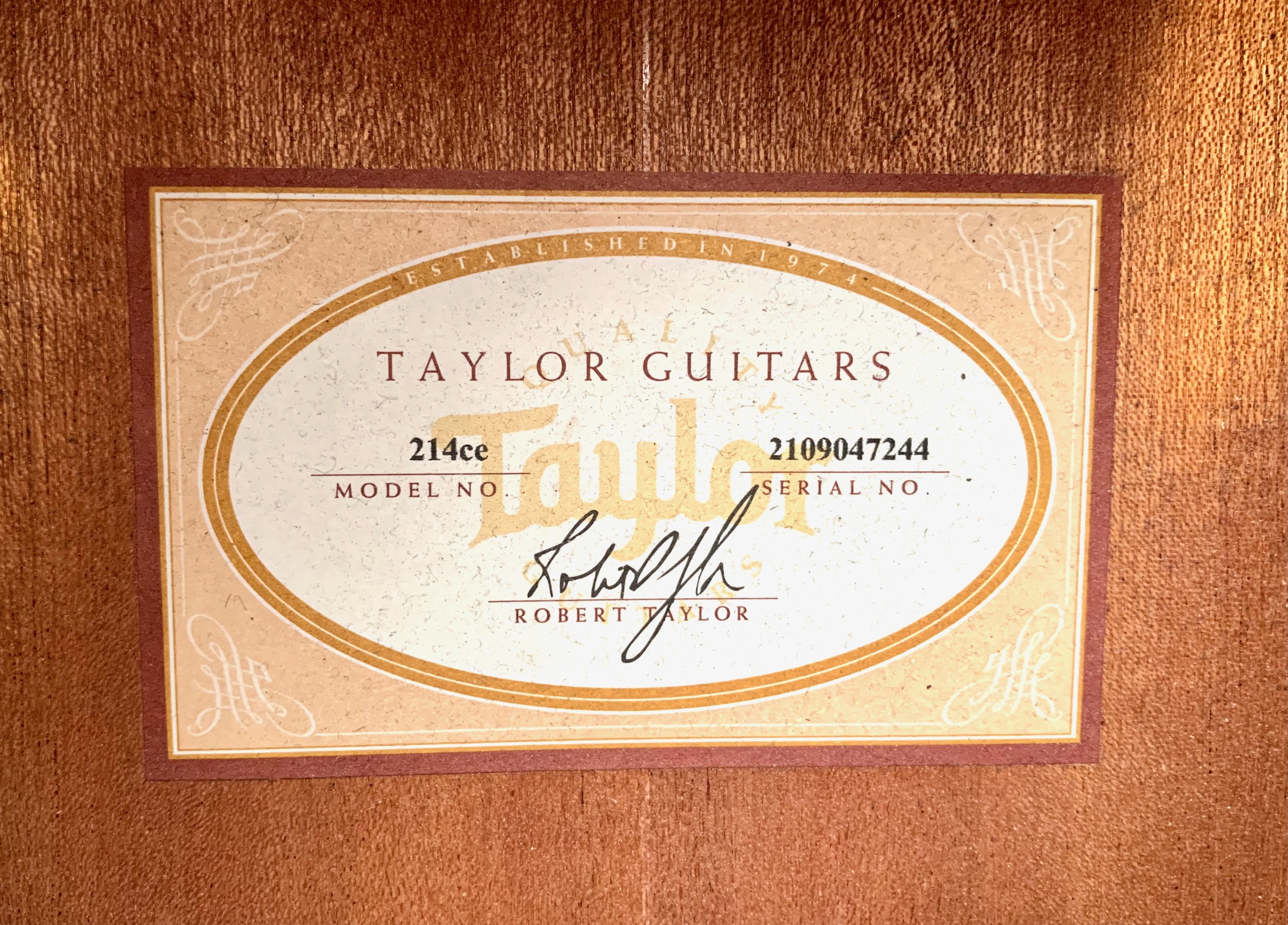 Taylor 214ce (45180)
