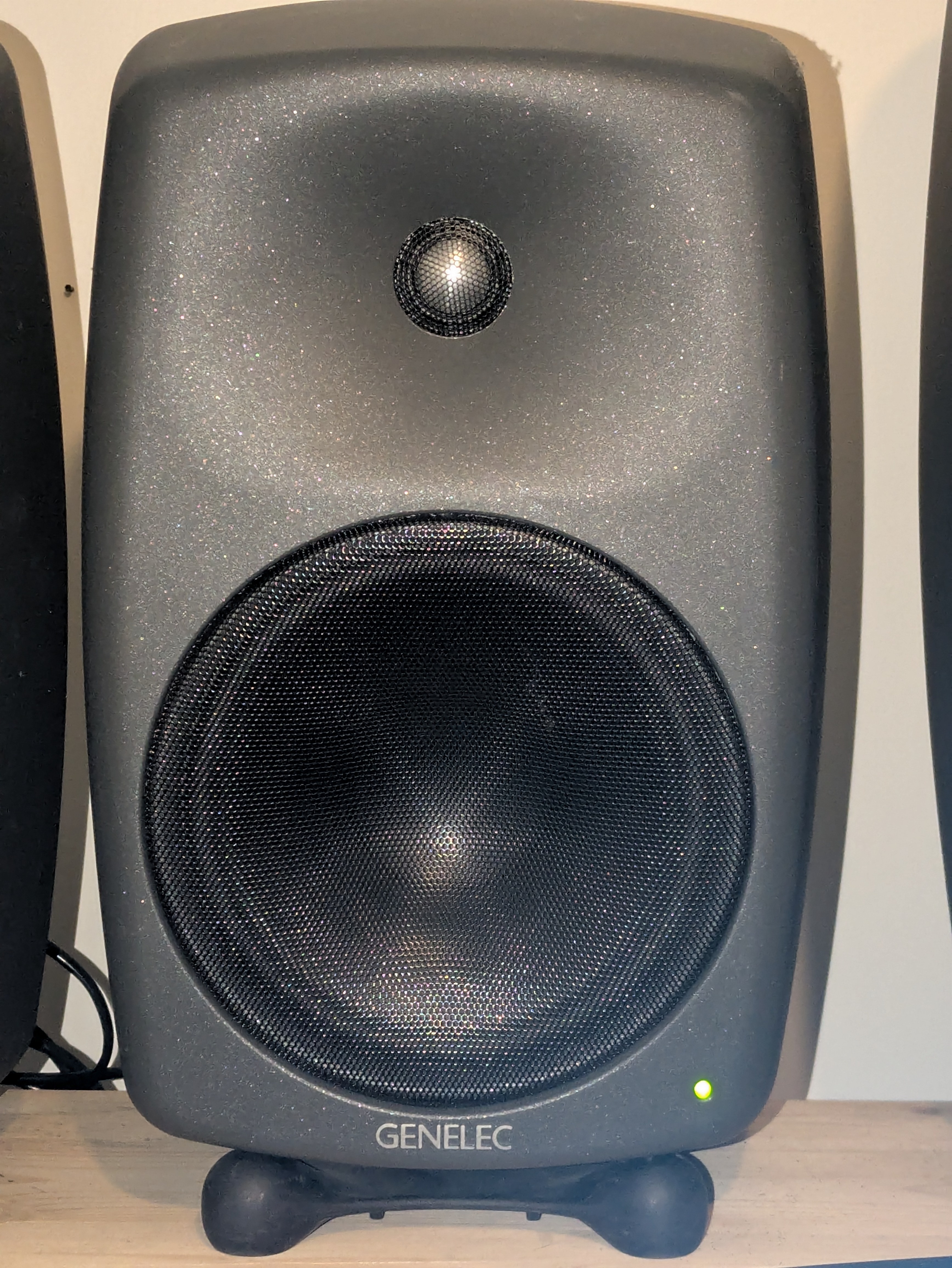 Genelec 8250